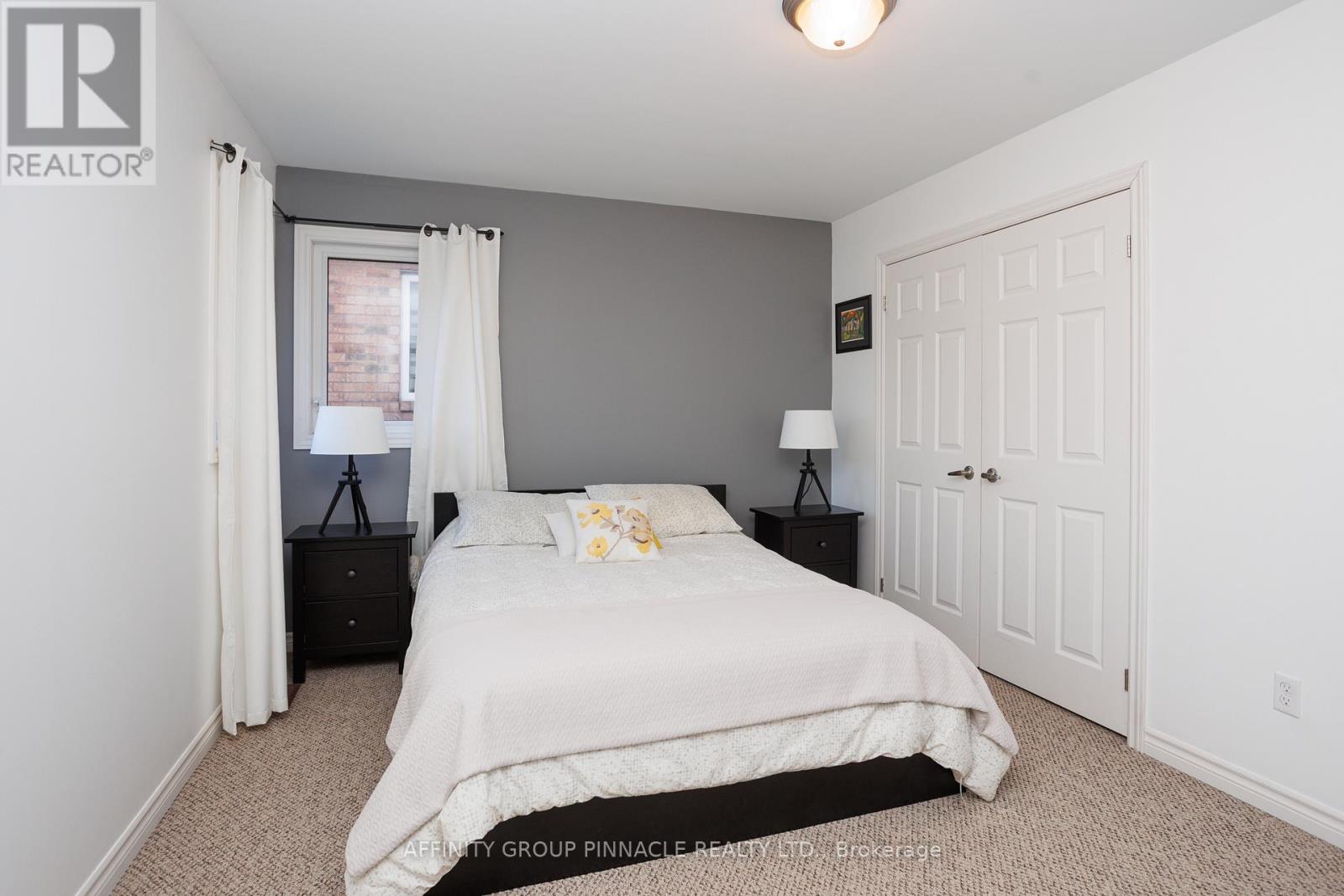 31 Ellis Crescent, Kawartha Lakes (Lindsay), Ontario  K9V 0A5 - Photo 36 - X12568208