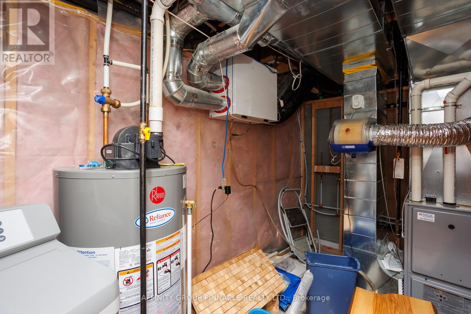 31 Ellis Crescent, Kawartha Lakes (Lindsay), Ontario  K9V 0A5 - Photo 43 - X12568208