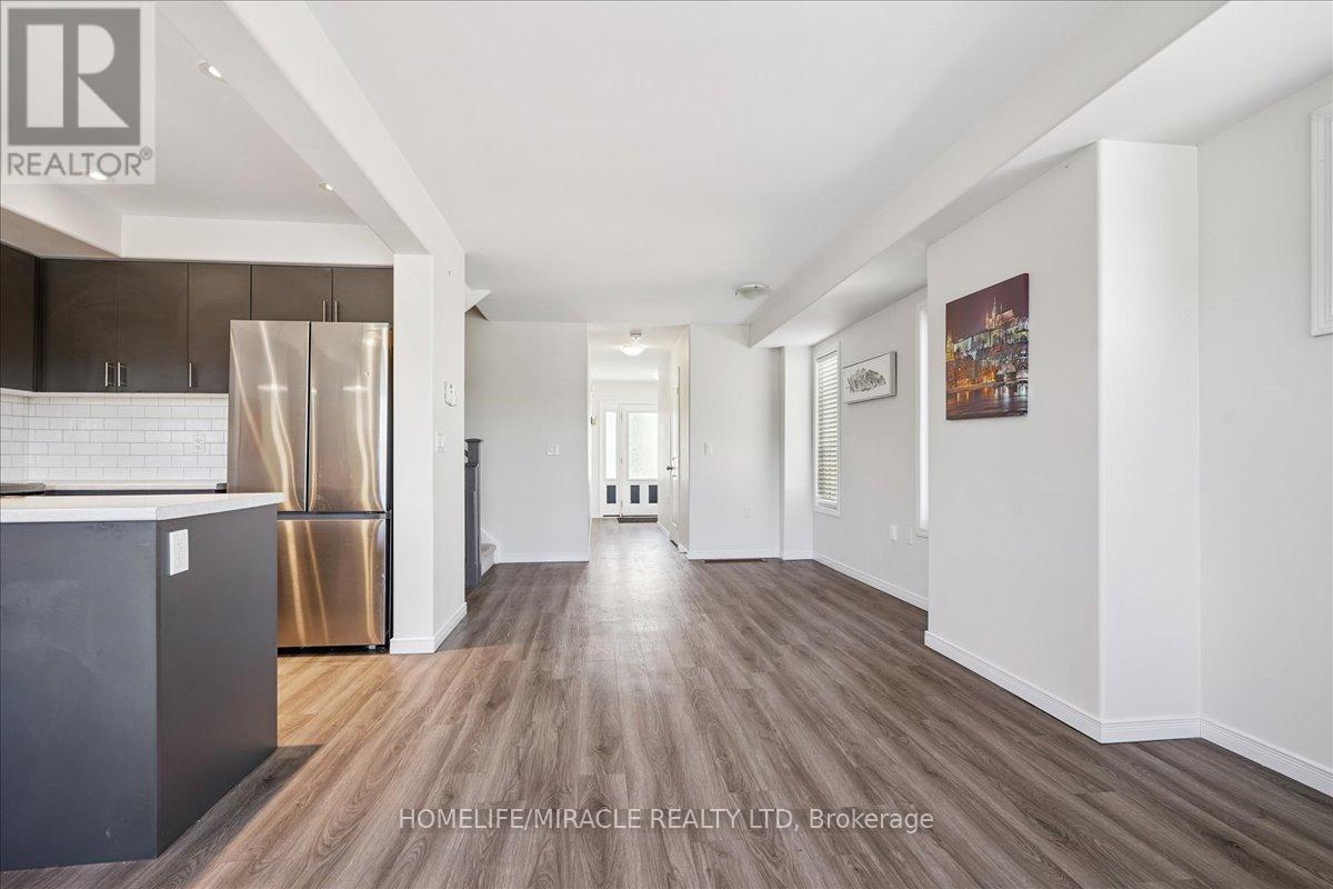 1614 Hetherington Drive, Peterborough (Northcrest Ward 5), Ontario  K9L 1Y7 - Photo 13 - X12570266