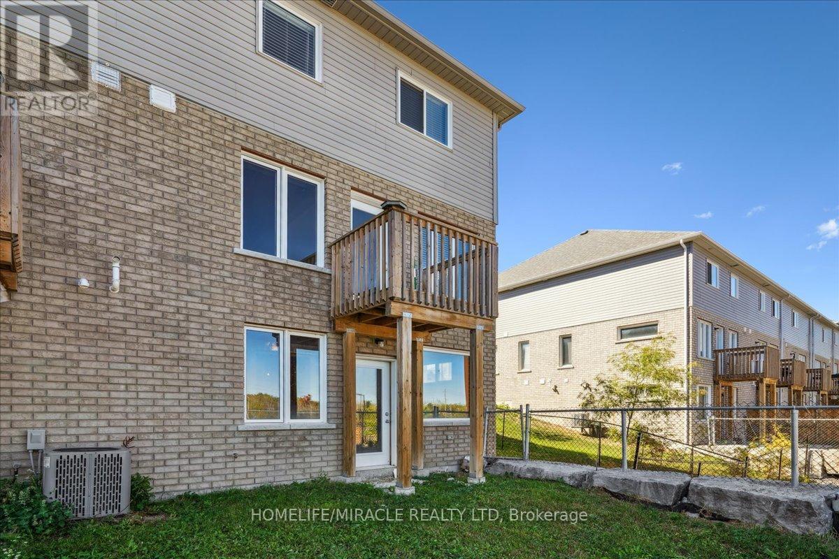 1614 Hetherington Drive, Peterborough (Northcrest Ward 5), Ontario  K9L 1Y7 - Photo 42 - X12570266