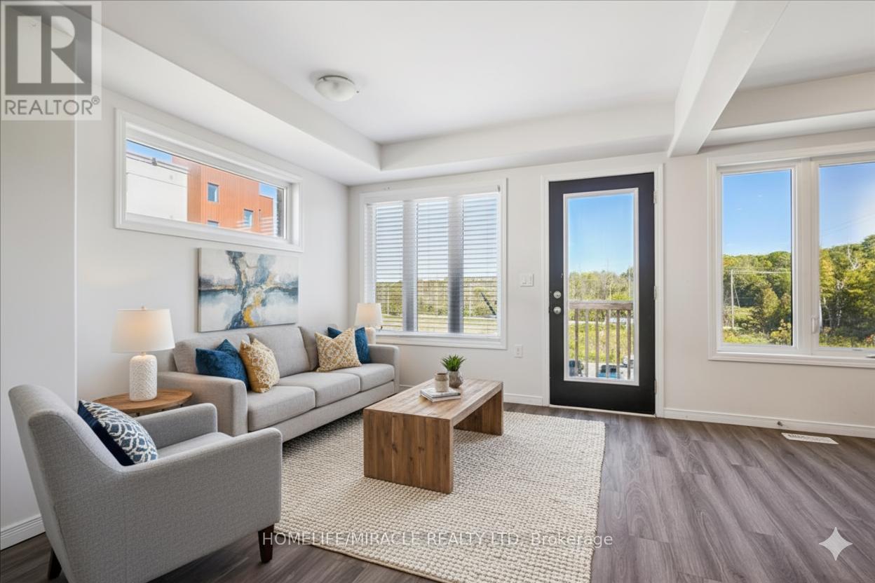 1614 Hetherington Drive, Peterborough (Northcrest Ward 5), Ontario  K9L 1Y7 - Photo 9 - X12570266