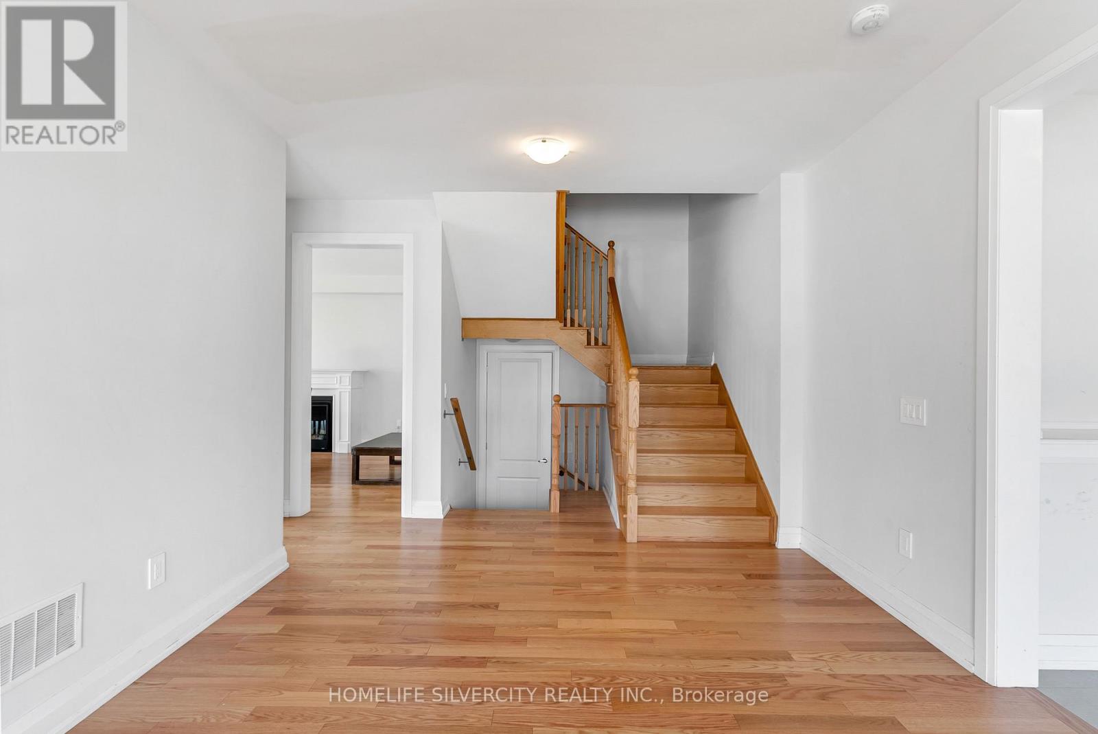 34 Mckay Avenue, Kawartha Lakes (Lindsay), Ontario  K9V 0R2 - Photo 13 - X12570434