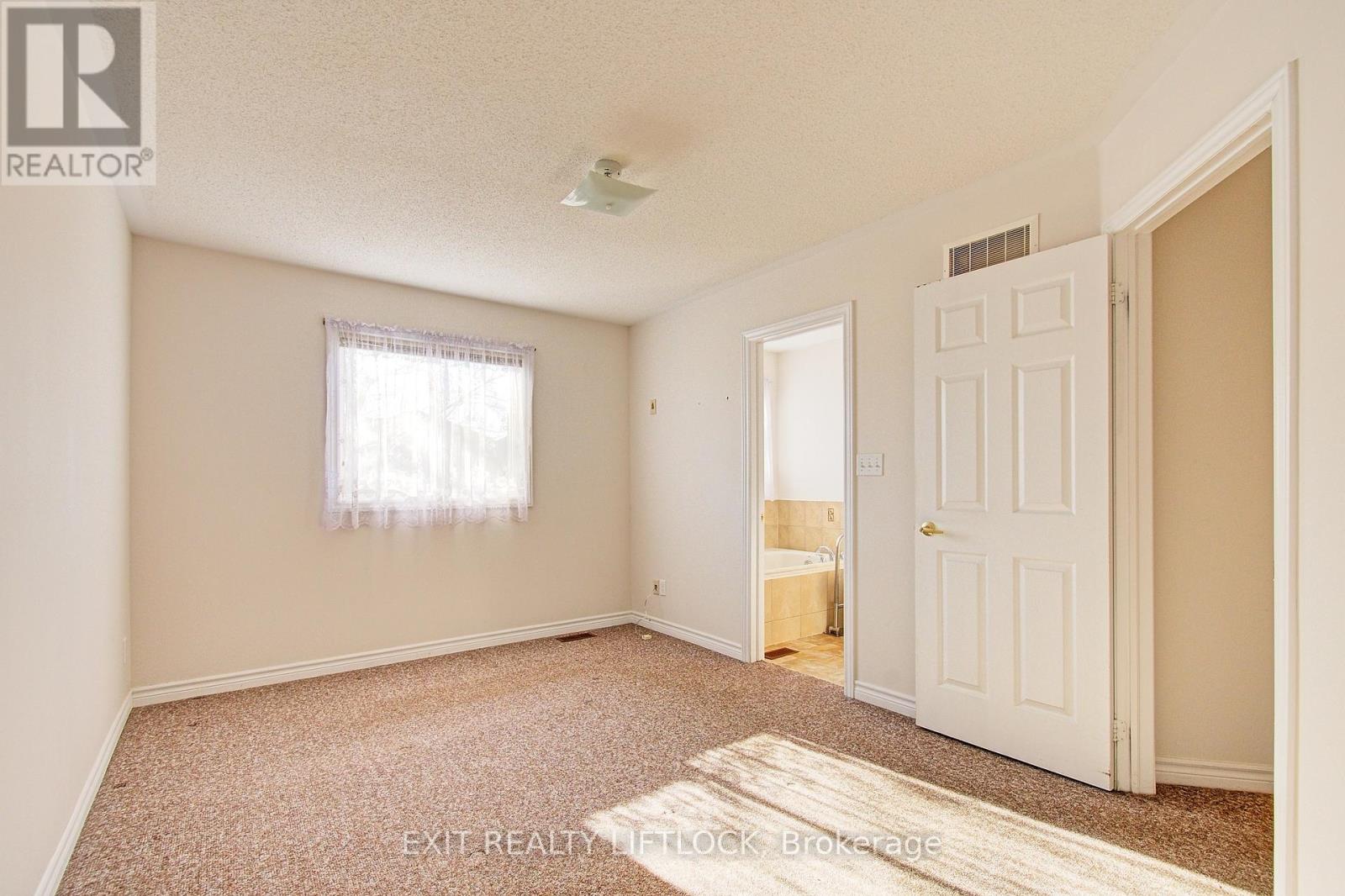 569 Garbutt Terrace, Peterborough (Northcrest Ward 5), Ontario  K9H 7S9 - Photo 14 - X12570890