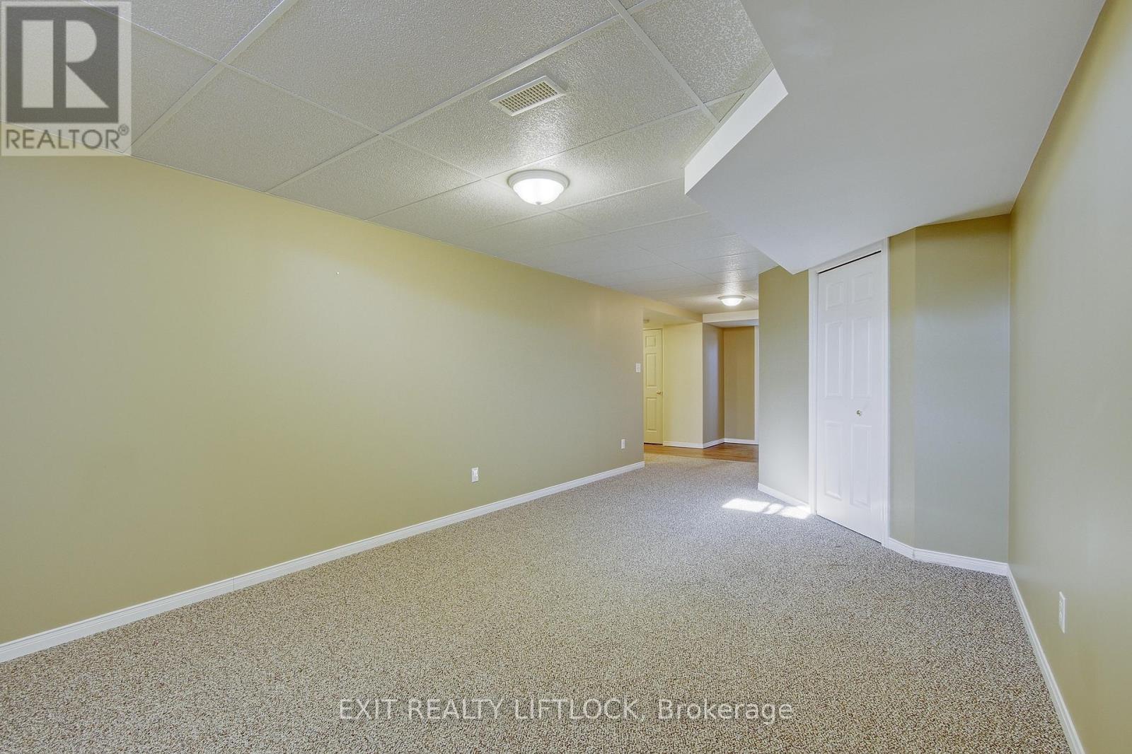 569 Garbutt Terrace, Peterborough (Northcrest Ward 5), Ontario  K9H 7S9 - Photo 22 - X12570890