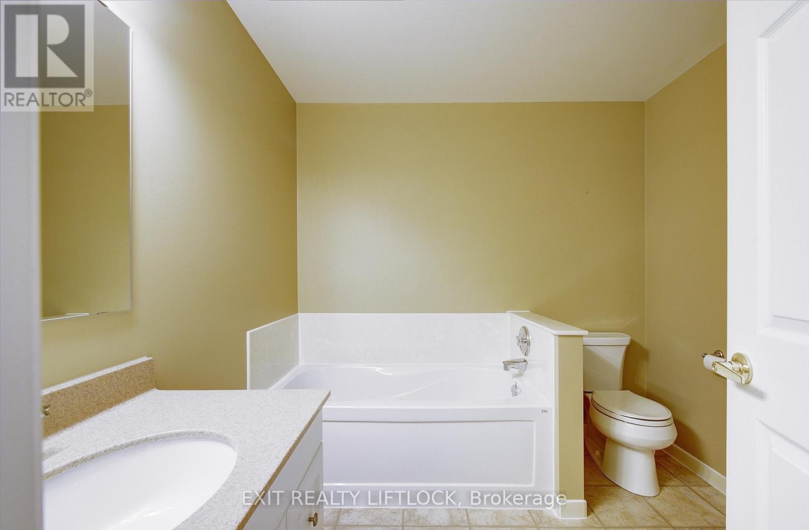 569 Garbutt Terrace, Peterborough (Northcrest Ward 5), Ontario  K9H 7S9 - Photo 25 - X12570890