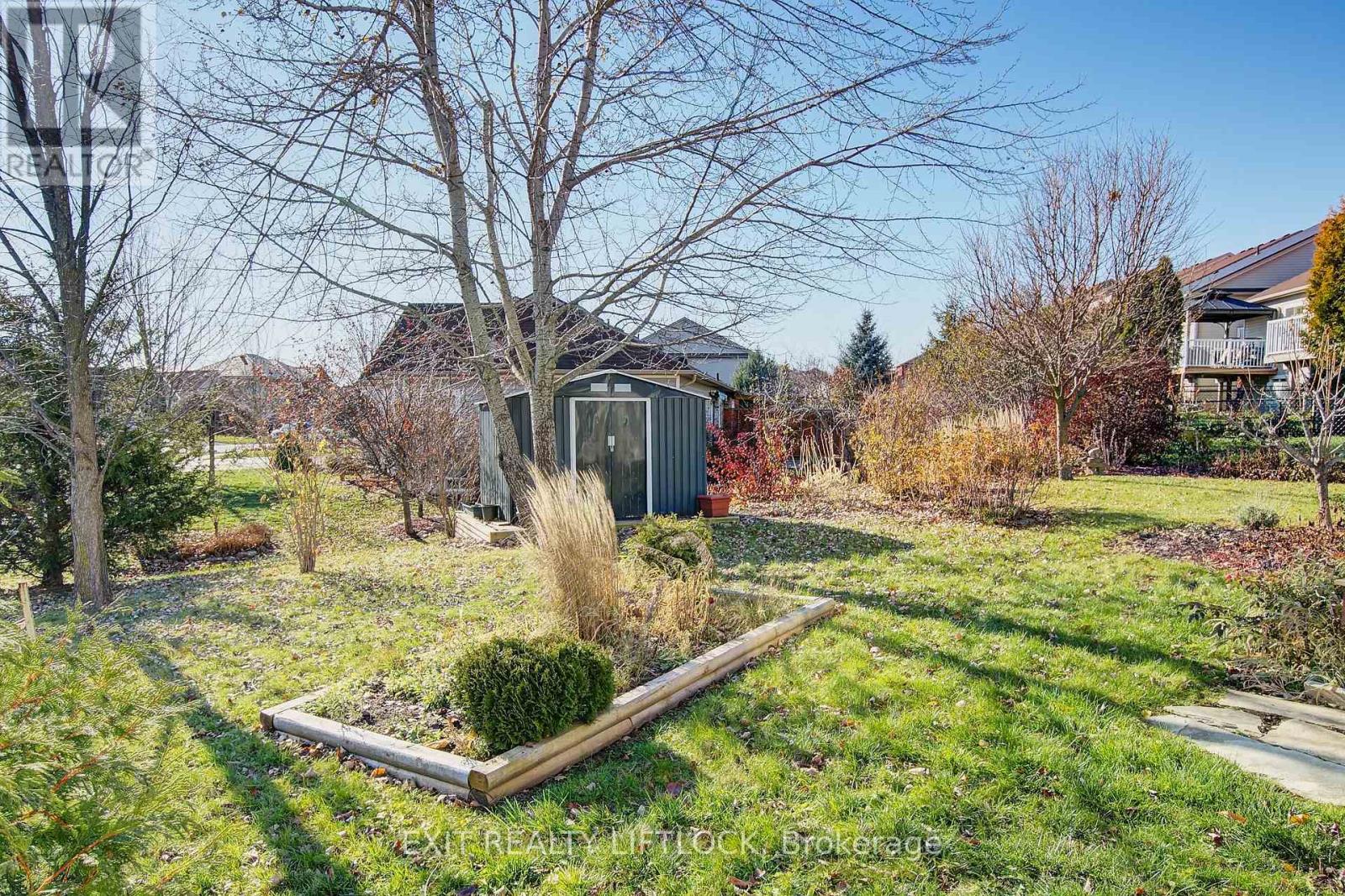 569 Garbutt Terrace, Peterborough (Northcrest Ward 5), Ontario  K9H 7S9 - Photo 4 - X12570890