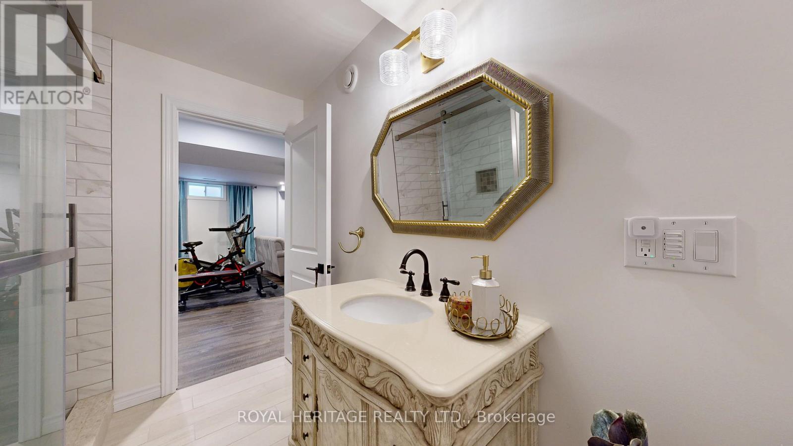 976 Avery Avenue, Peterborough (Monaghan Ward 2), Ontario  K9J 0G9 - Photo 41 - X12570898