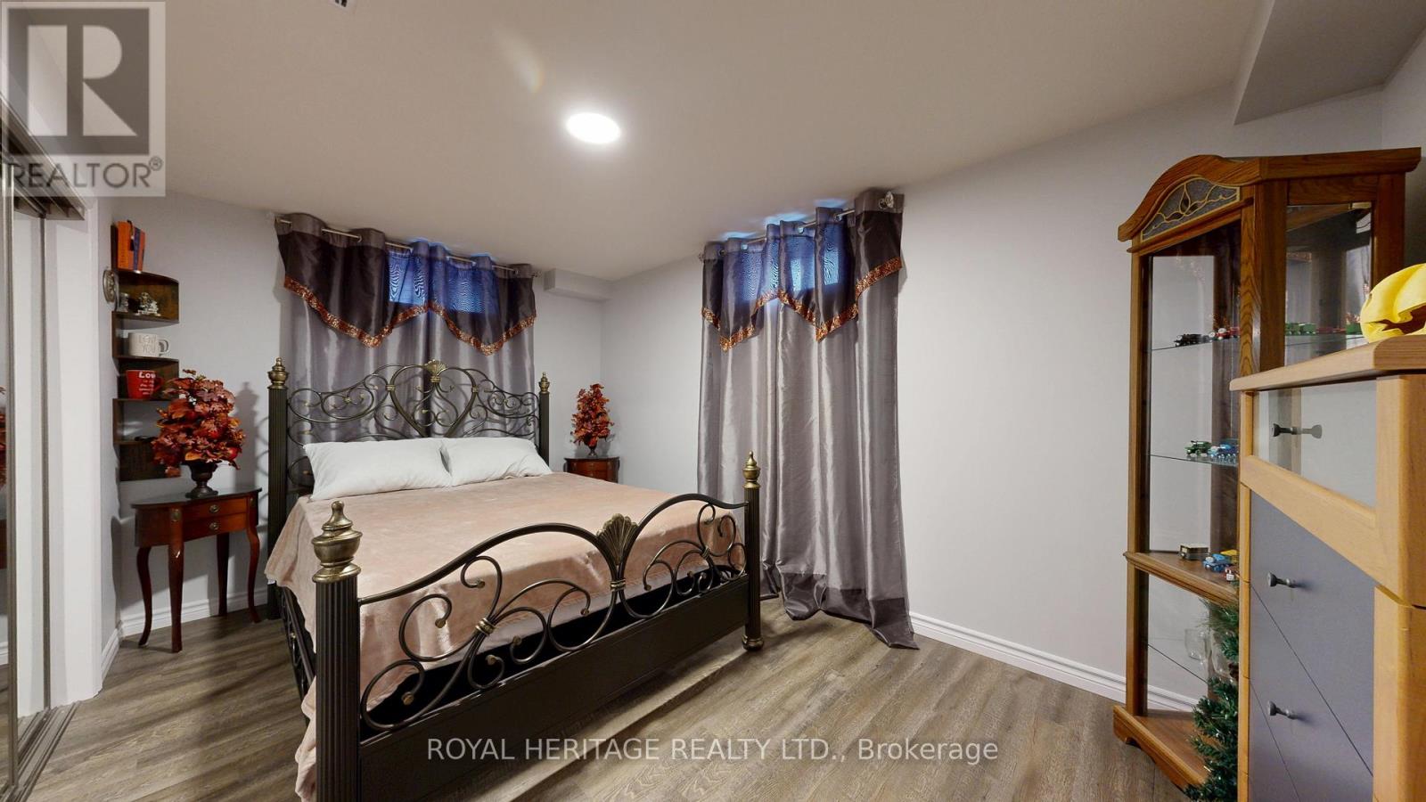 976 Avery Avenue, Peterborough (Monaghan Ward 2), Ontario  K9J 0G9 - Photo 43 - X12570898