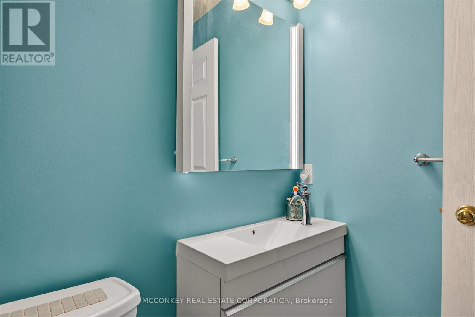 26 - 36 Champlain Crescent, Peterborough (Northcrest Ward 5), Ontario  K9L 1T1 - Photo 17 - X12571402