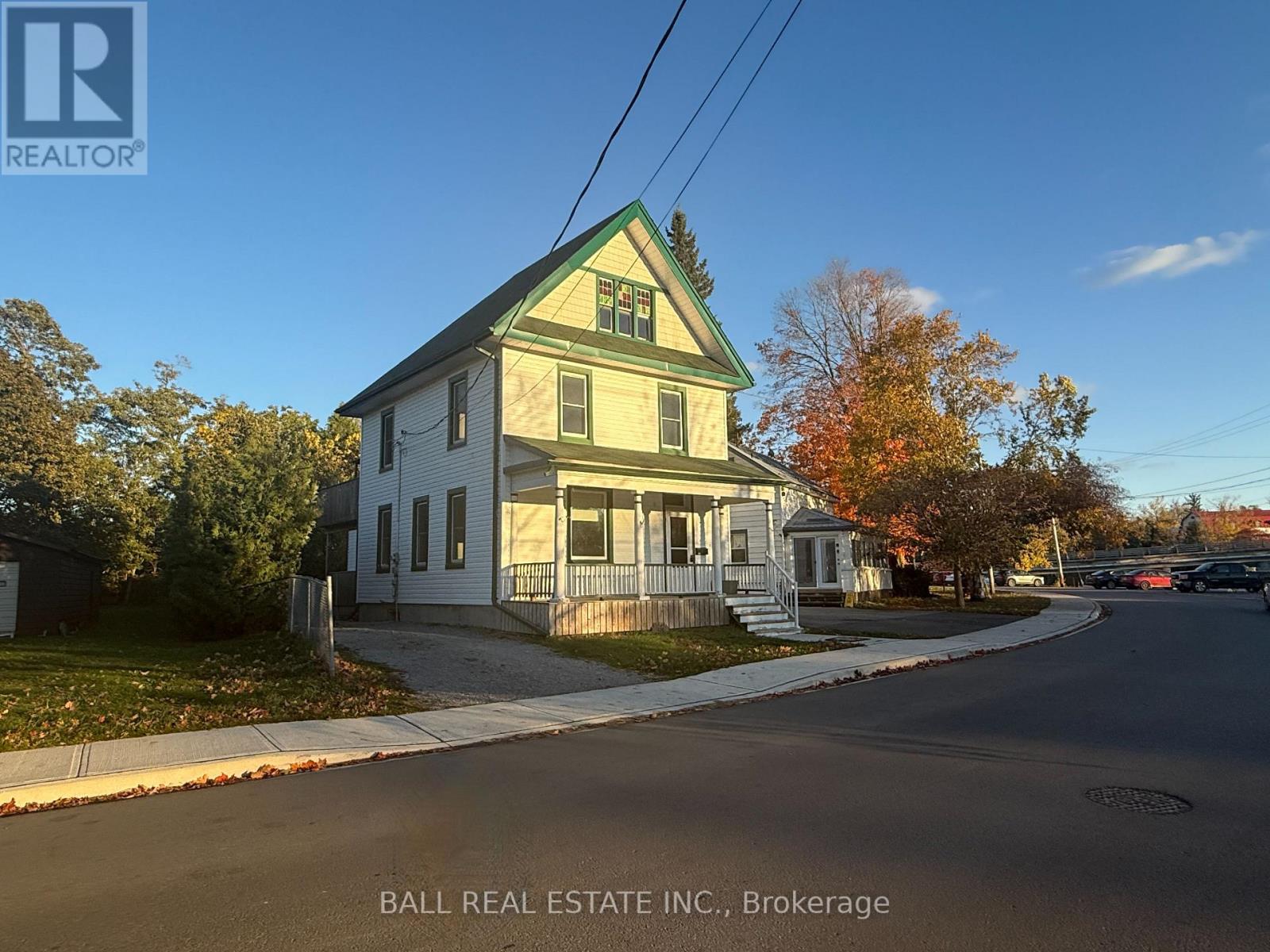 134 Water Street, Selwyn, Ontario  K0L 2H0 - Photo 3 - X12572344