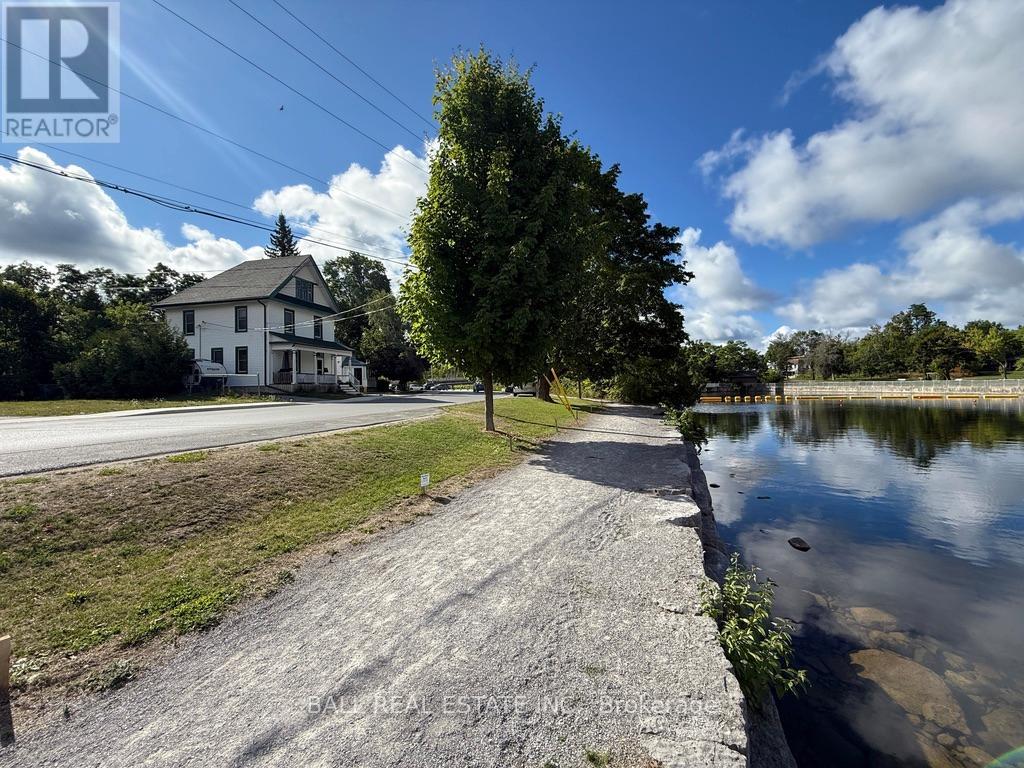 134 Water Street, Selwyn, Ontario  K0L 2H0 - Photo 5 - X12572344