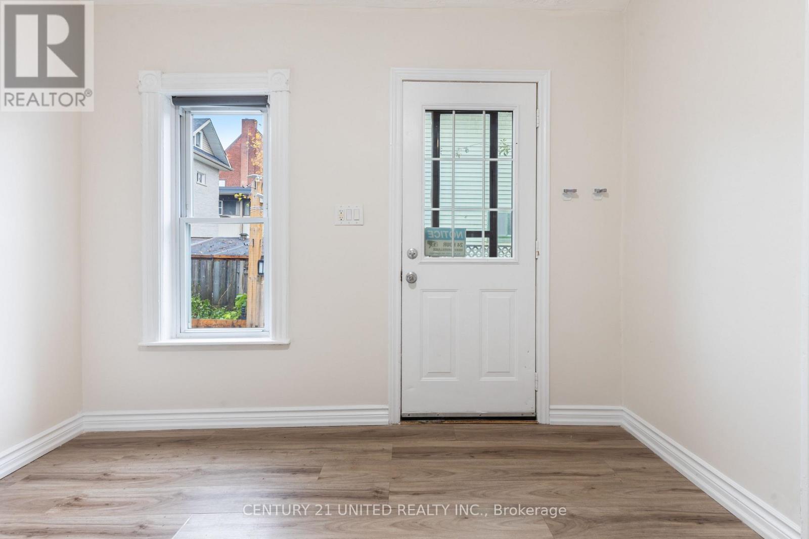 26 Park Street, Peterborough (Town Ward 3), Ontario  K9J 3V4 - Photo 18 - X12572542