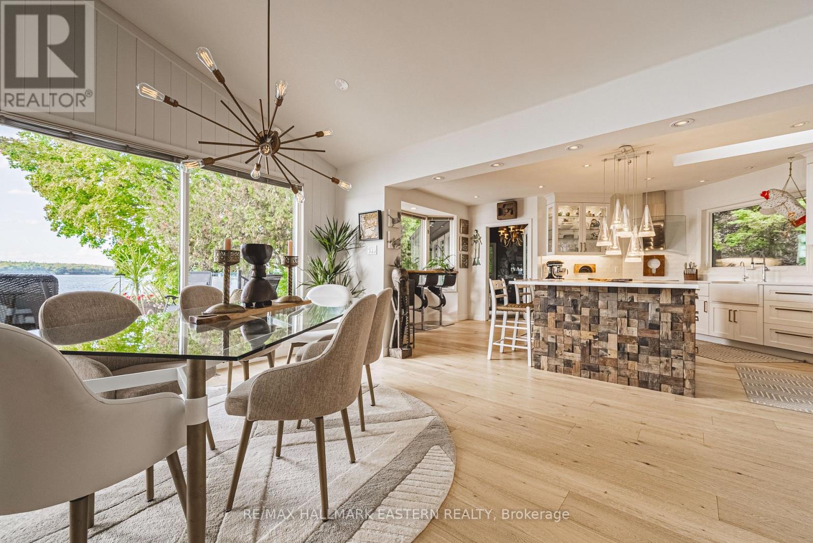 1052 Tedford Lane, Douro-Dummer, Ontario  K0L 2H0 - Photo 4 - X12572790