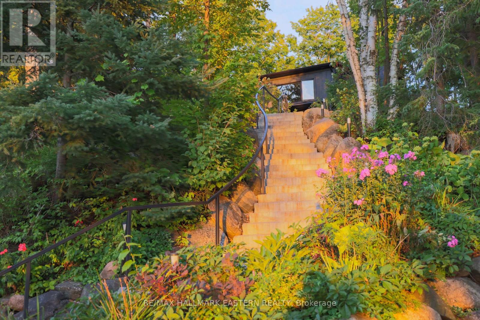 1052 Tedford Lane, Douro-Dummer, Ontario  K0L 2H0 - Photo 43 - X12572790