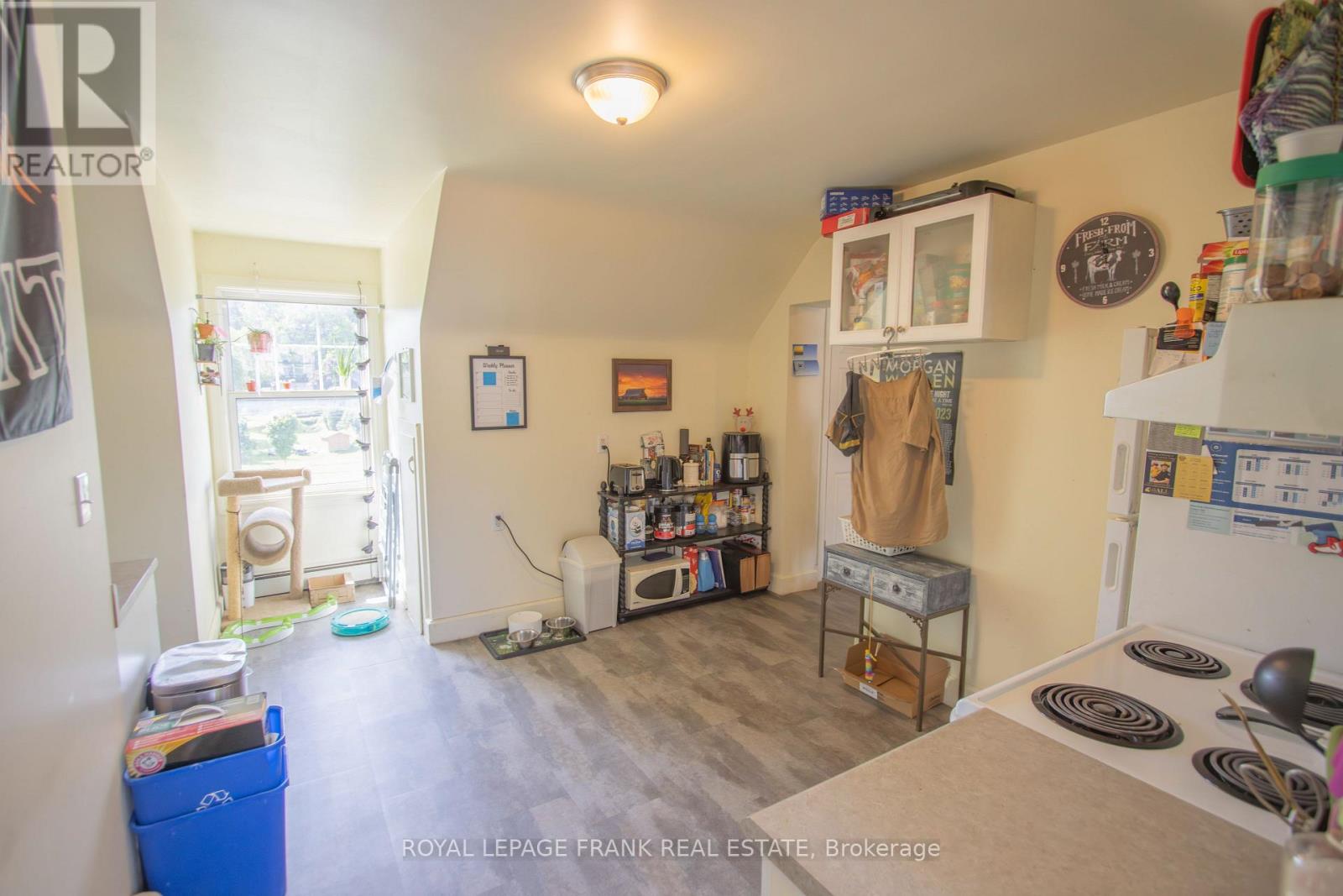 33 Flint Avenue, Bancroft (Bancroft Ward), Ontario  K0L 1C0 - Photo 25 - X12572812