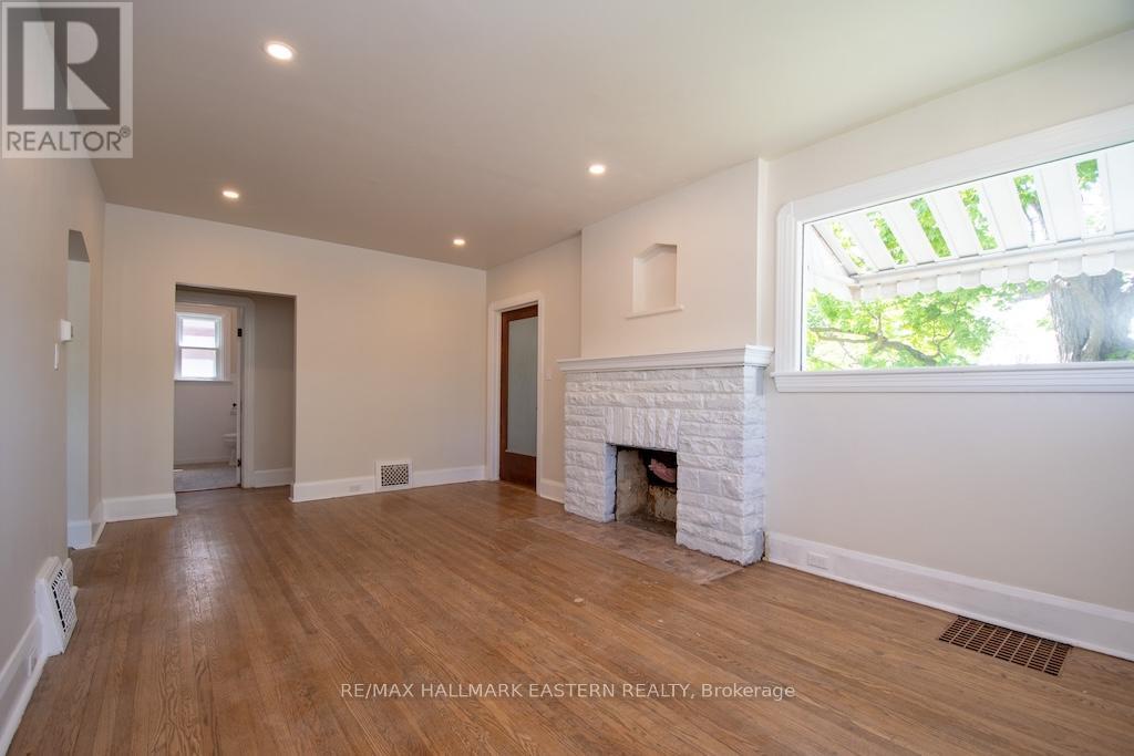 760 Chemong Road, Peterborough (Northcrest Ward 5), Ontario  K9H 5Y9 - Photo 5 - X12572980