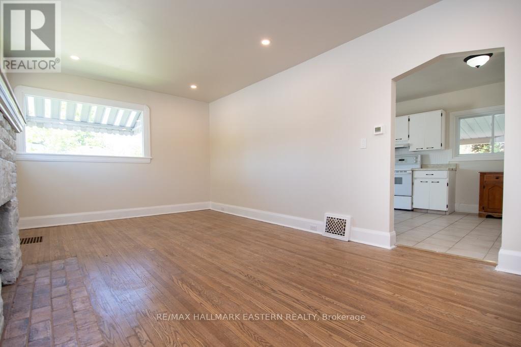 760 Chemong Road, Peterborough (Northcrest Ward 5), Ontario  K9H 5Y9 - Photo 7 - X12572980