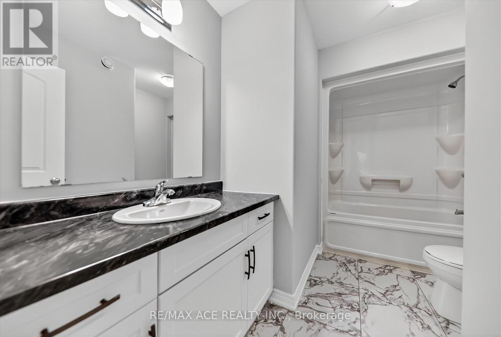 613 Lemay Grove, Peterborough (Monaghan Ward 2), Ontario  K9K 0G9 - Photo 17 - X12573716