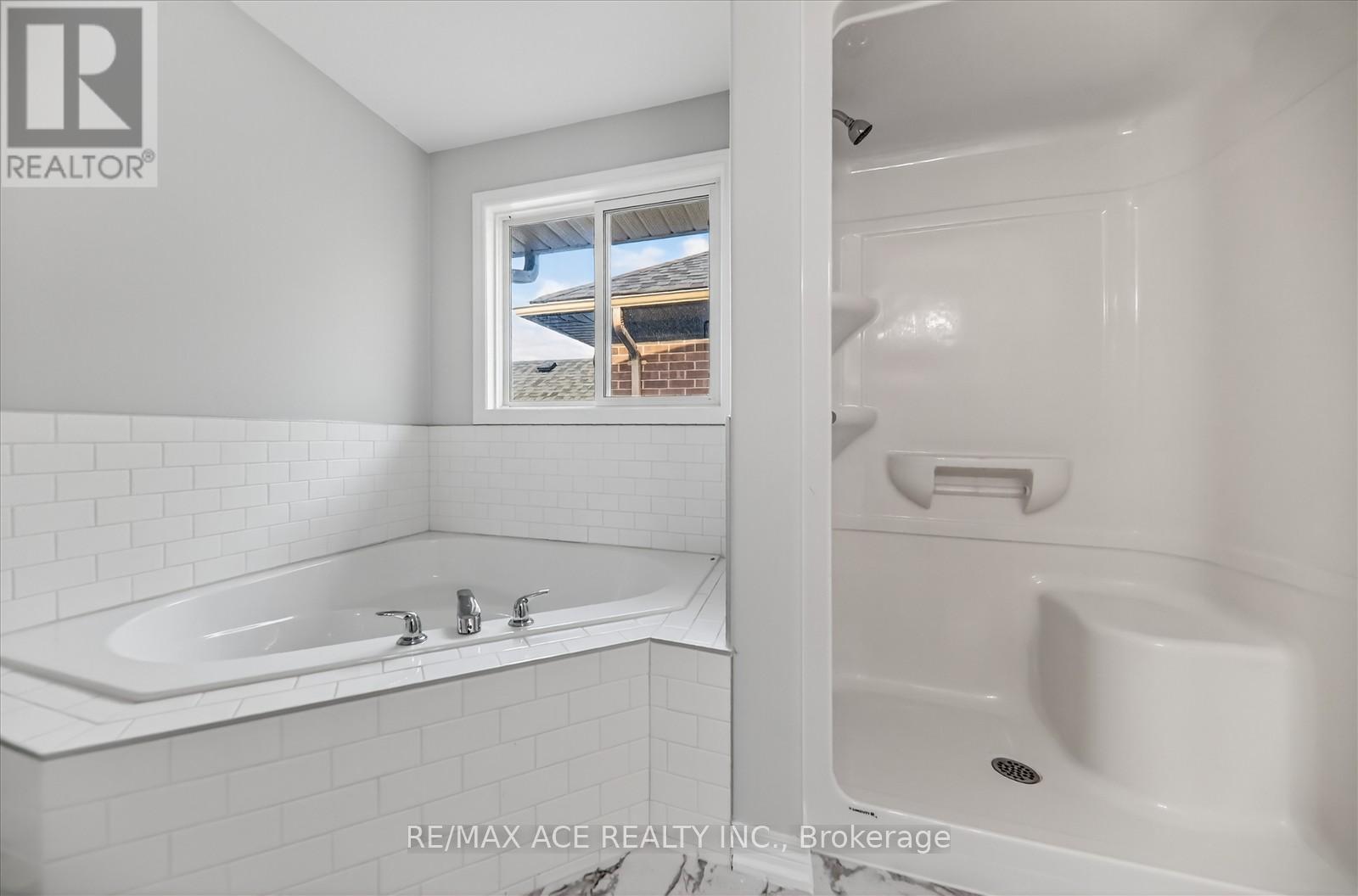 613 Lemay Grove, Peterborough (Monaghan Ward 2), Ontario  K9K 0G9 - Photo 27 - X12573716