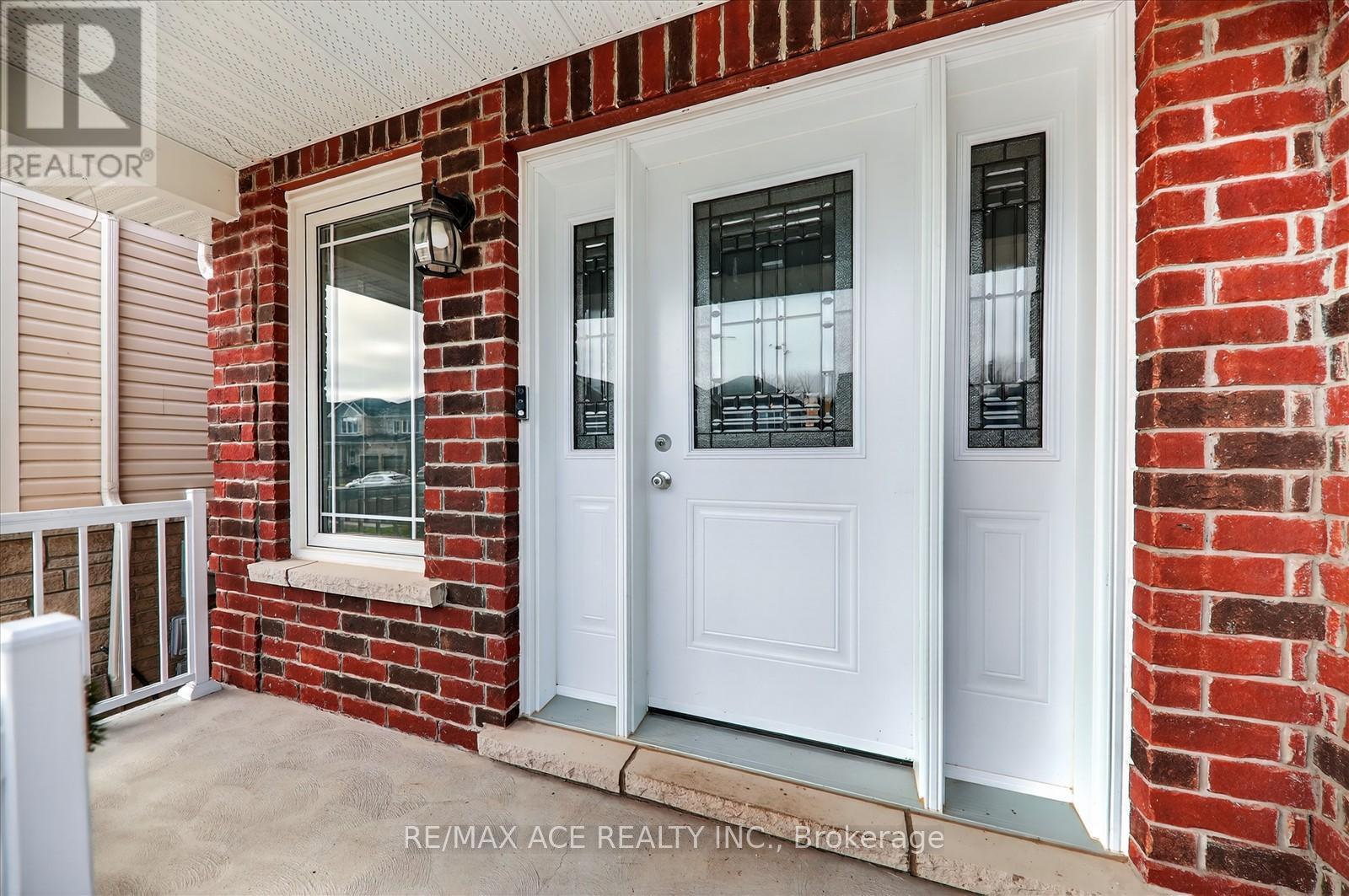 613 Lemay Grove, Peterborough (Monaghan Ward 2), Ontario  K9K 0G9 - Photo 4 - X12573716