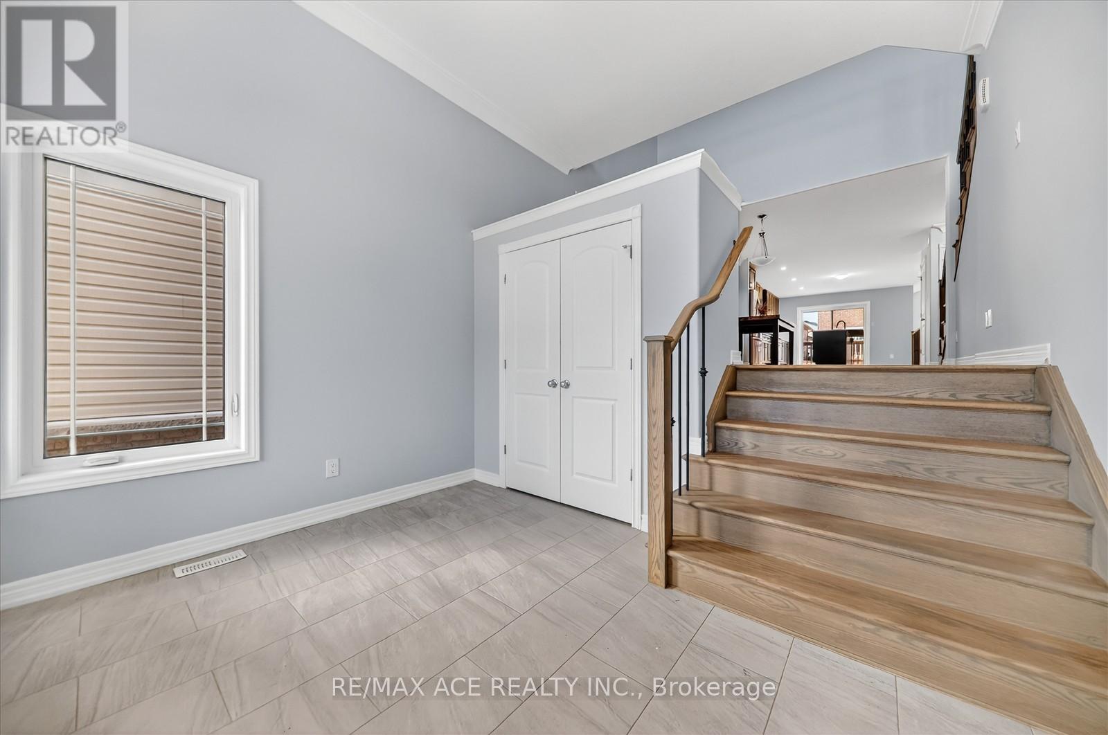 613 Lemay Grove, Peterborough (Monaghan Ward 2), Ontario  K9K 0G9 - Photo 6 - X12573716