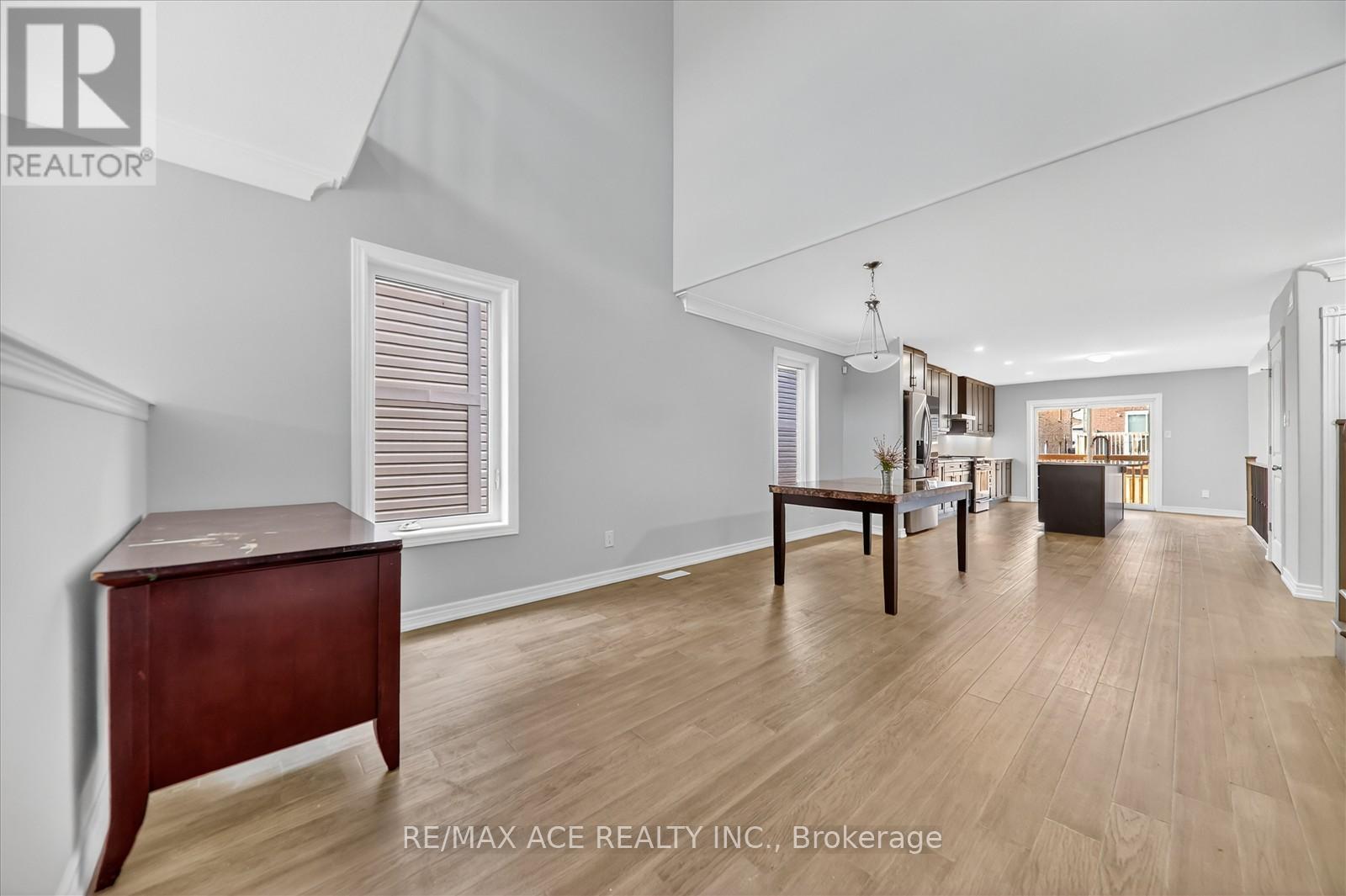 613 Lemay Grove, Peterborough (Monaghan Ward 2), Ontario  K9K 0G9 - Photo 7 - X12573716