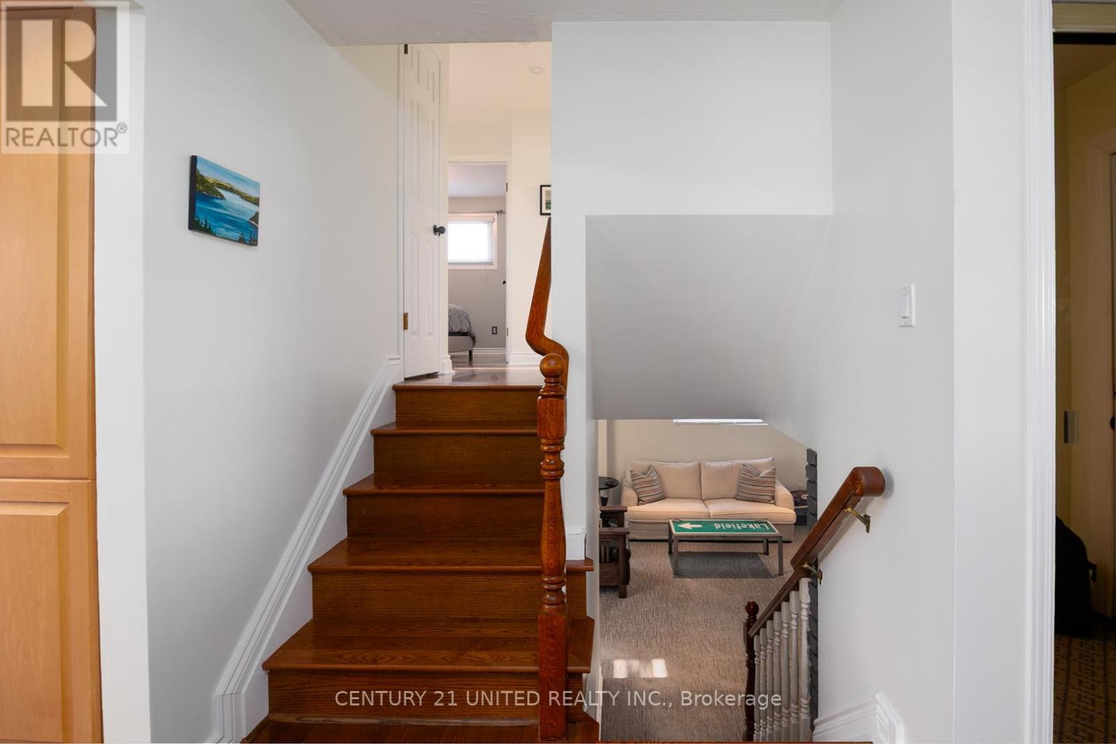 1002 Albany Court, Peterborough (Ashburnham Ward 4), Ontario  K9J 1J2 - Photo 10 - X12574274