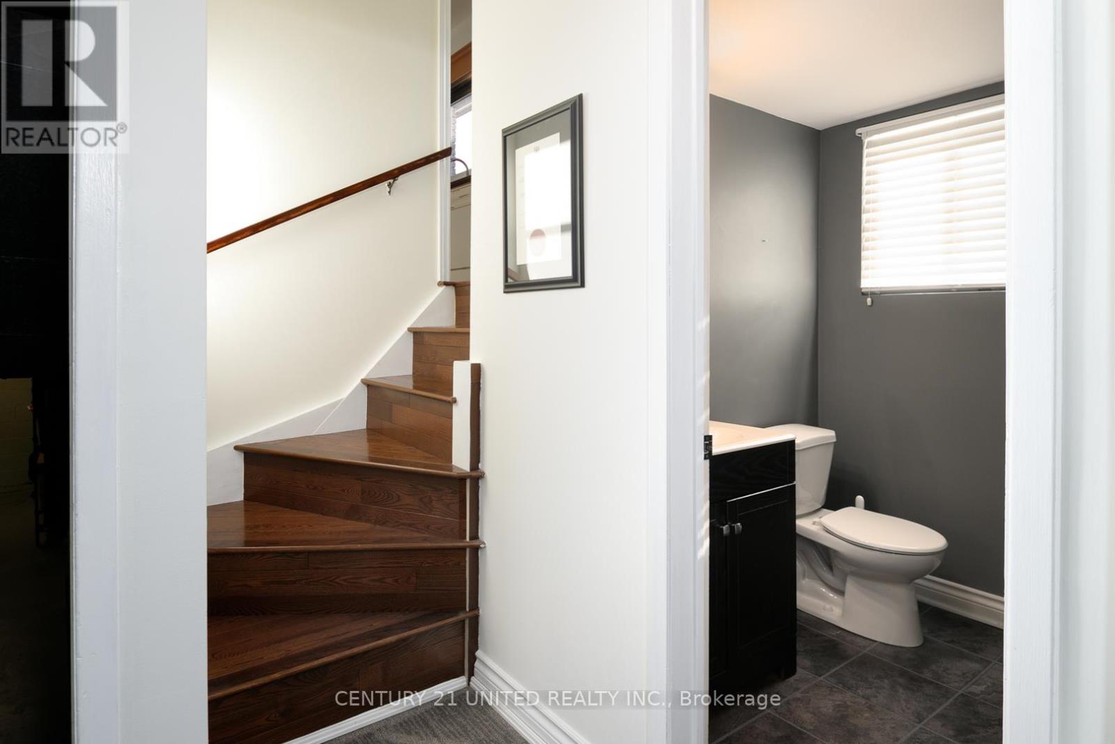 1002 Albany Court, Peterborough (Ashburnham Ward 4), Ontario  K9J 1J2 - Photo 19 - X12574274