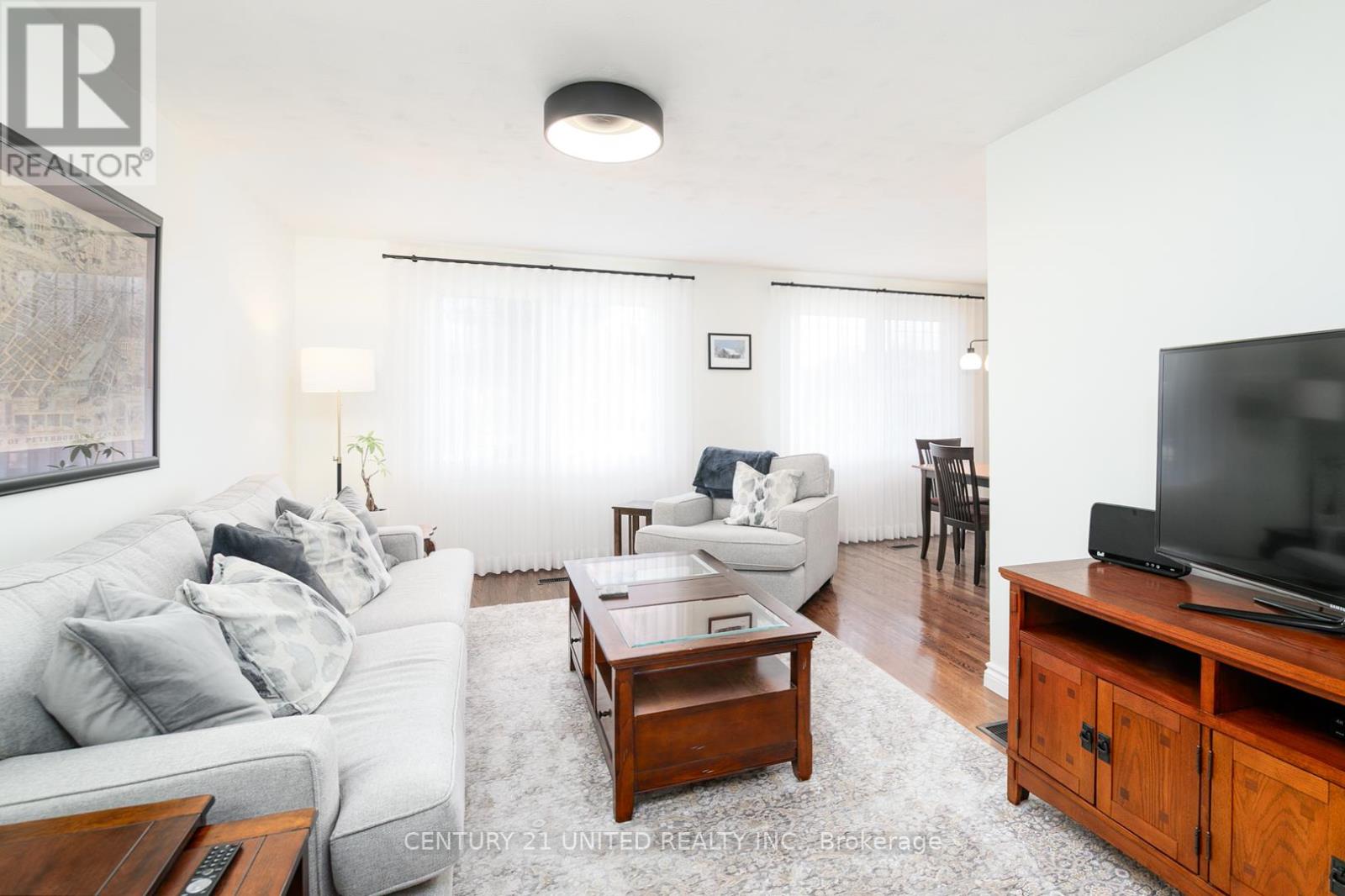 1002 Albany Court, Peterborough (Ashburnham Ward 4), Ontario  K9J 1J2 - Photo 4 - X12574274