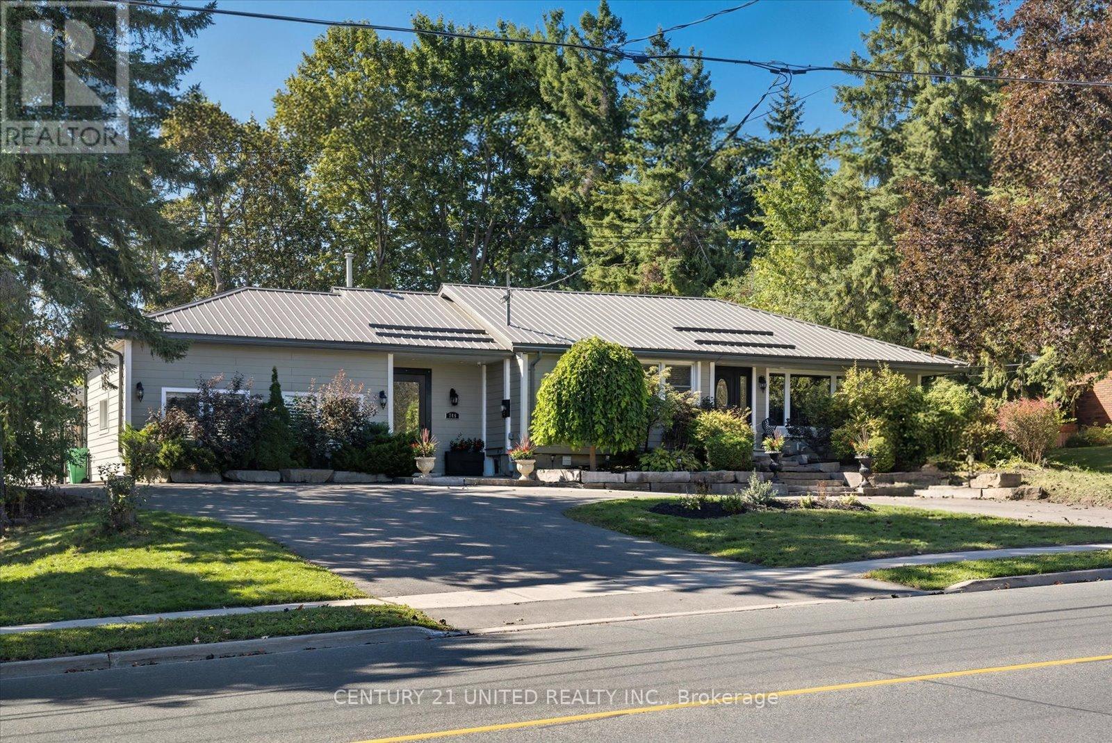 749 Spillsbury Drive, Peterborough (Otonabee Ward 1), Ontario  K9K 1K9 - Photo 1 - X12574322