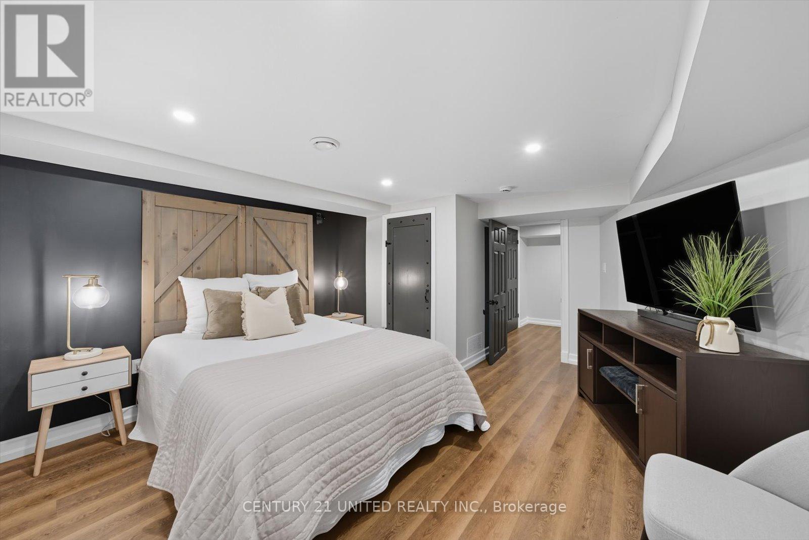 749 Spillsbury Drive, Peterborough (Otonabee Ward 1), Ontario  K9K 1K9 - Photo 34 - X12574322