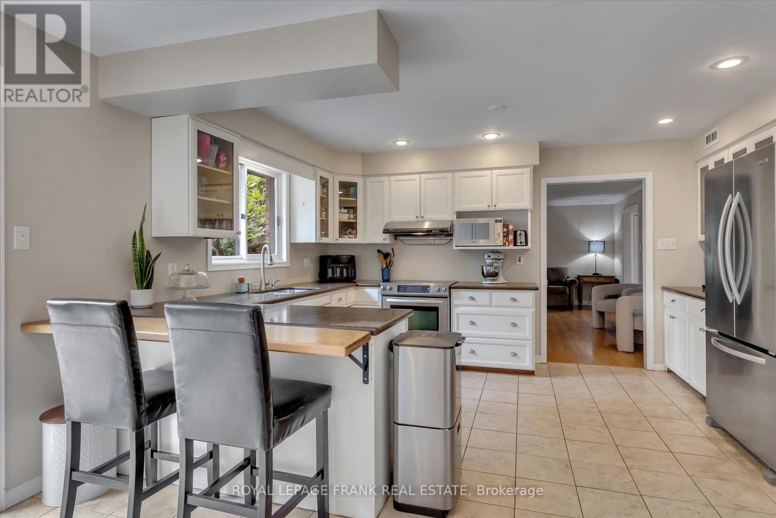 1887 Campbell Avenue, Cavan Monaghan (Cavan-Monaghan), Ontario  K9J 0E5 - Photo 15 - X12574434