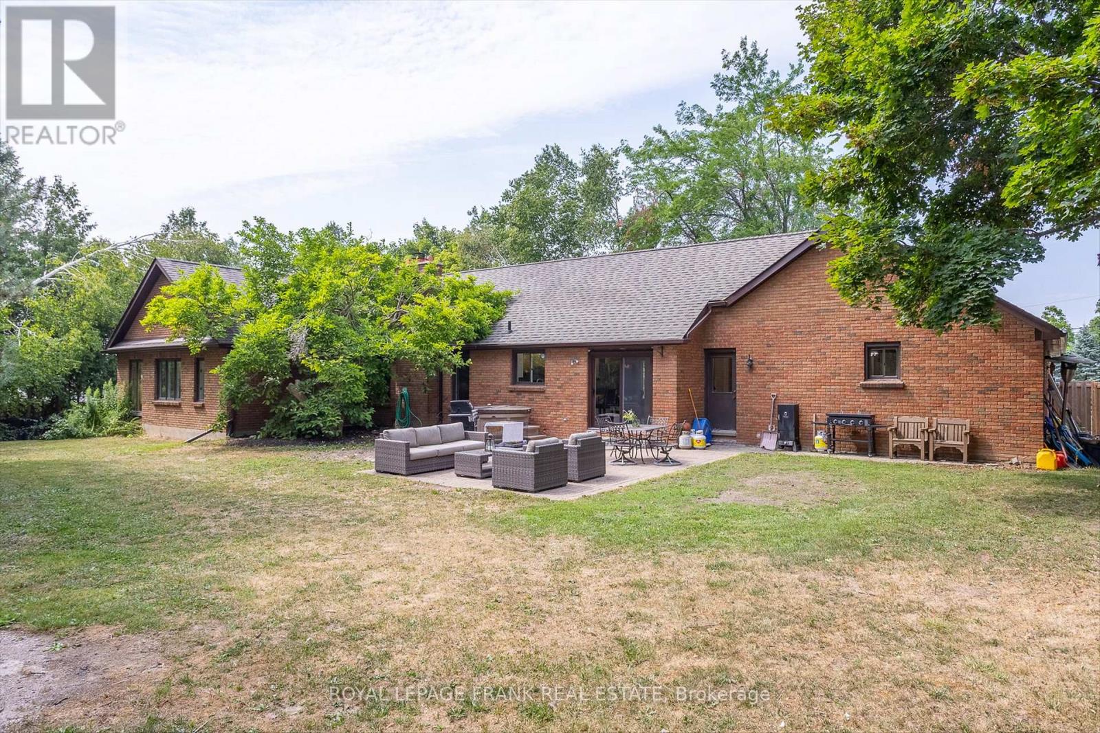 1887 Campbell Avenue, Cavan Monaghan (Cavan-Monaghan), Ontario  K9J 0E5 - Photo 35 - X12574434