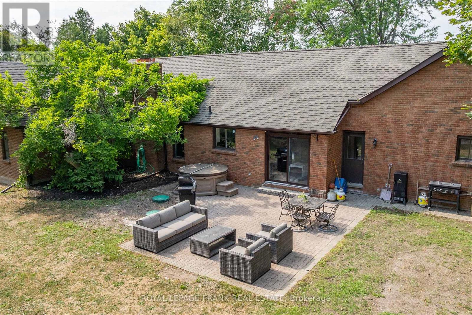 1887 Campbell Avenue, Cavan Monaghan (Cavan-Monaghan), Ontario  K9J 0E5 - Photo 41 - X12574434