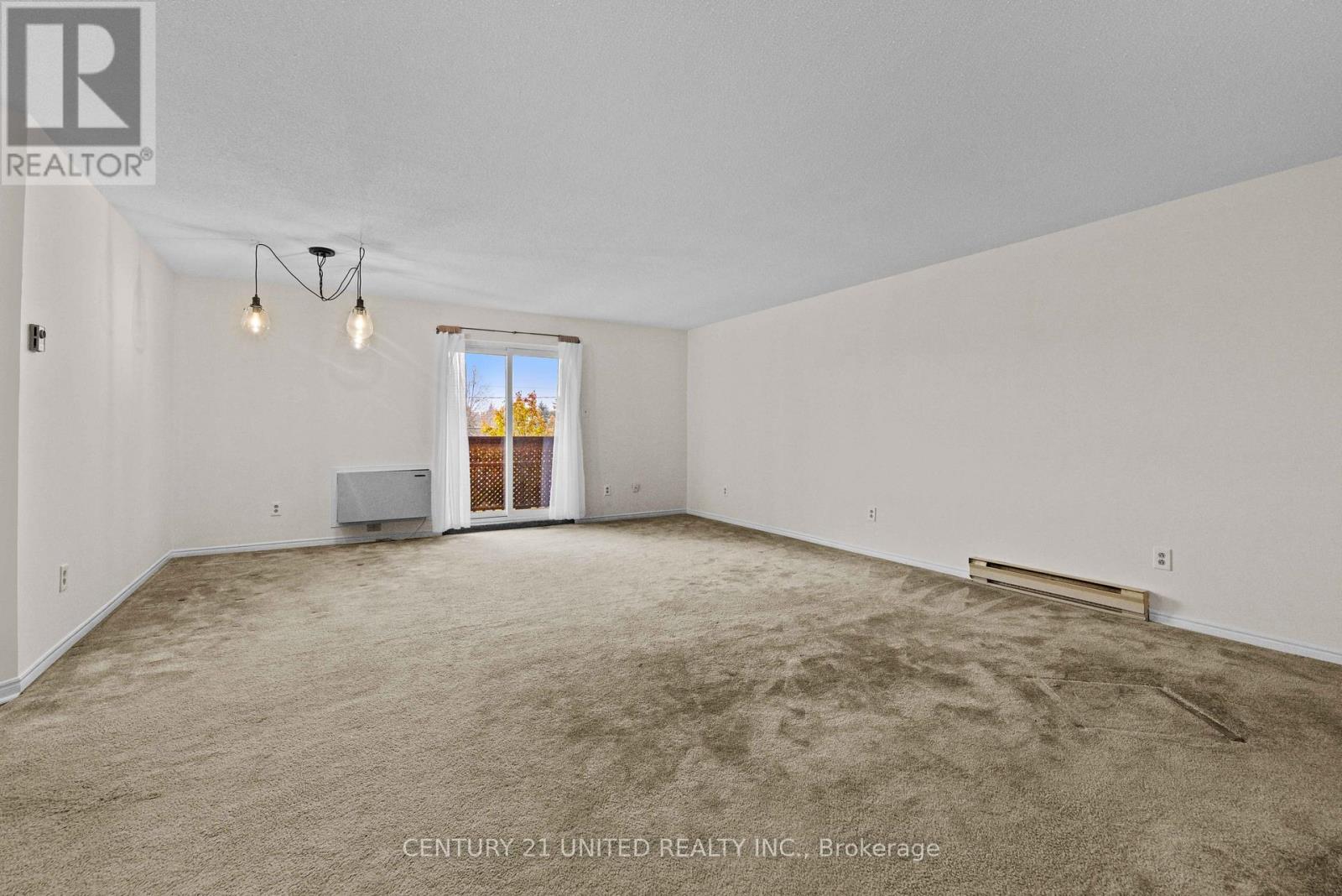 213 - 475 Parkhill Road W, Peterborough (Town Ward 3), Ontario  K9H 7M5 - Photo 10 - X12575086