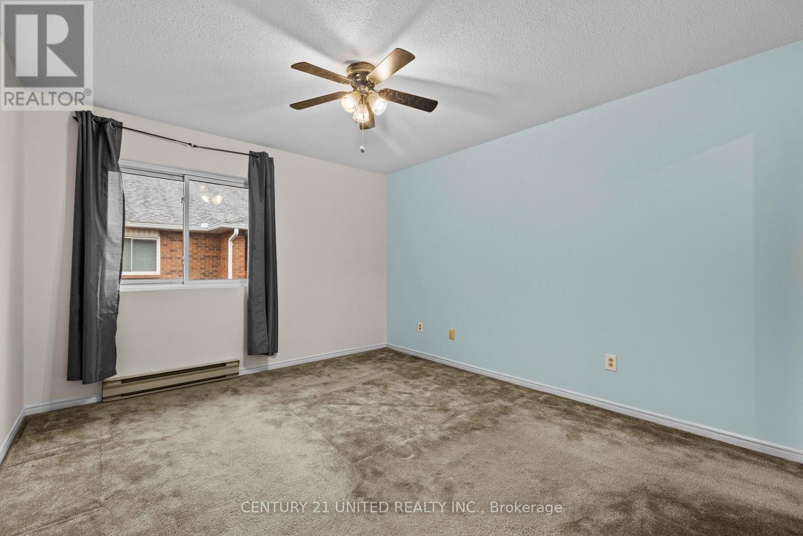 213 - 475 Parkhill Road W, Peterborough (Town Ward 3), Ontario  K9H 7M5 - Photo 14 - X12575086