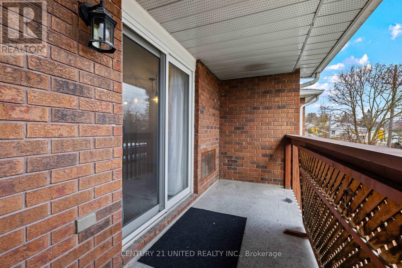 213 - 475 Parkhill Road W, Peterborough (Town Ward 3), Ontario  K9H 7M5 - Photo 17 - X12575086