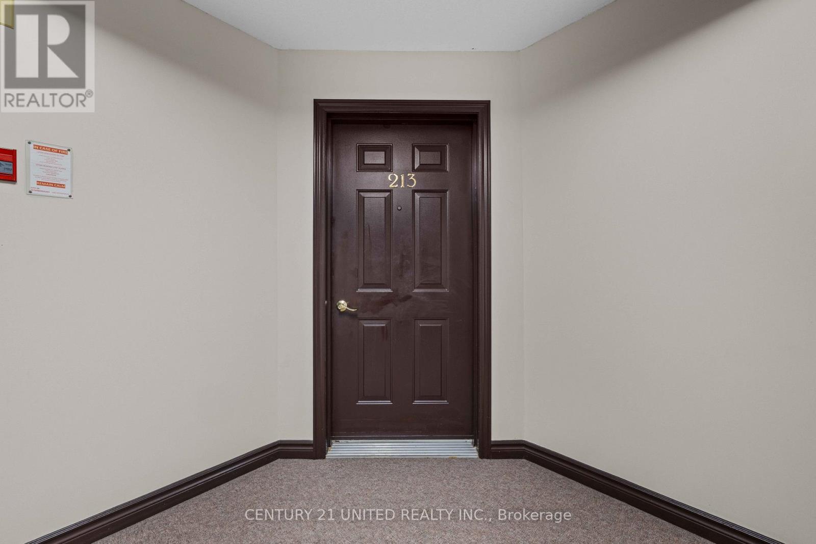 213 - 475 Parkhill Road W, Peterborough (Town Ward 3), Ontario  K9H 7M5 - Photo 6 - X12575086