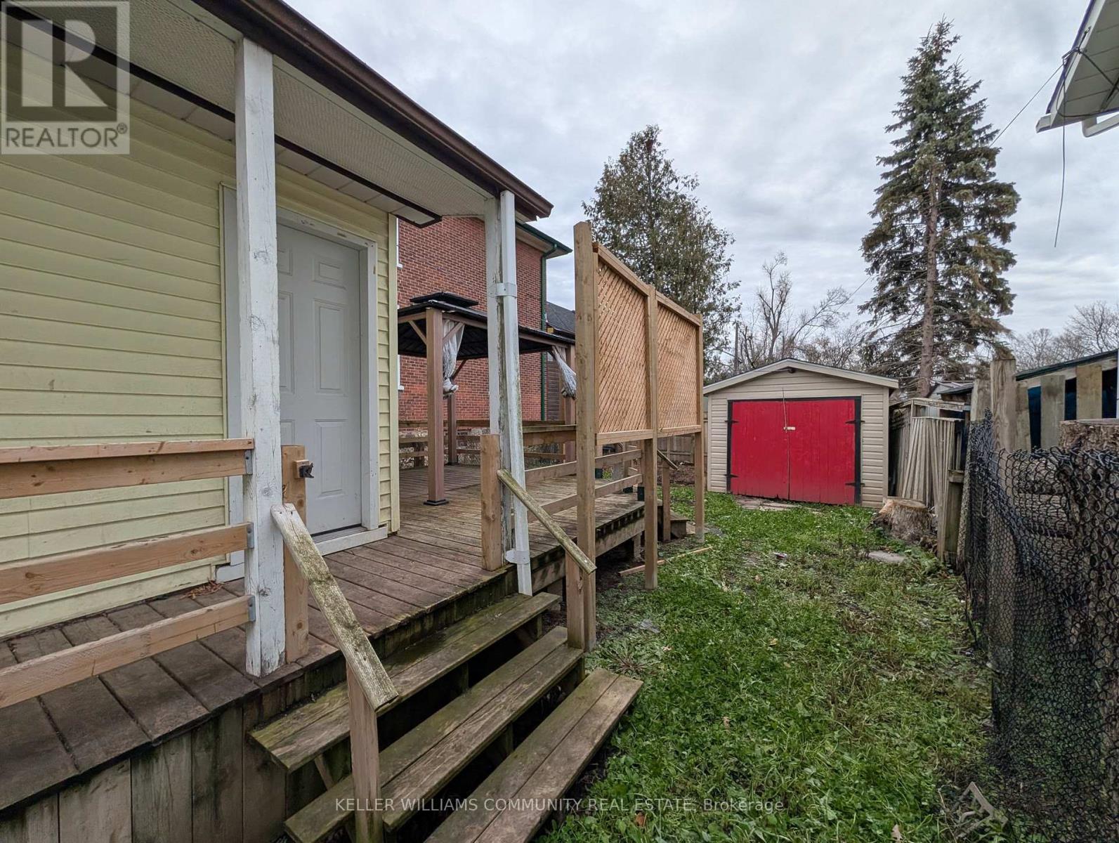 1013 High Street, Peterborough (Otonabee Ward 1), Ontario  K9J 5R7 - Photo 3 - X12575476