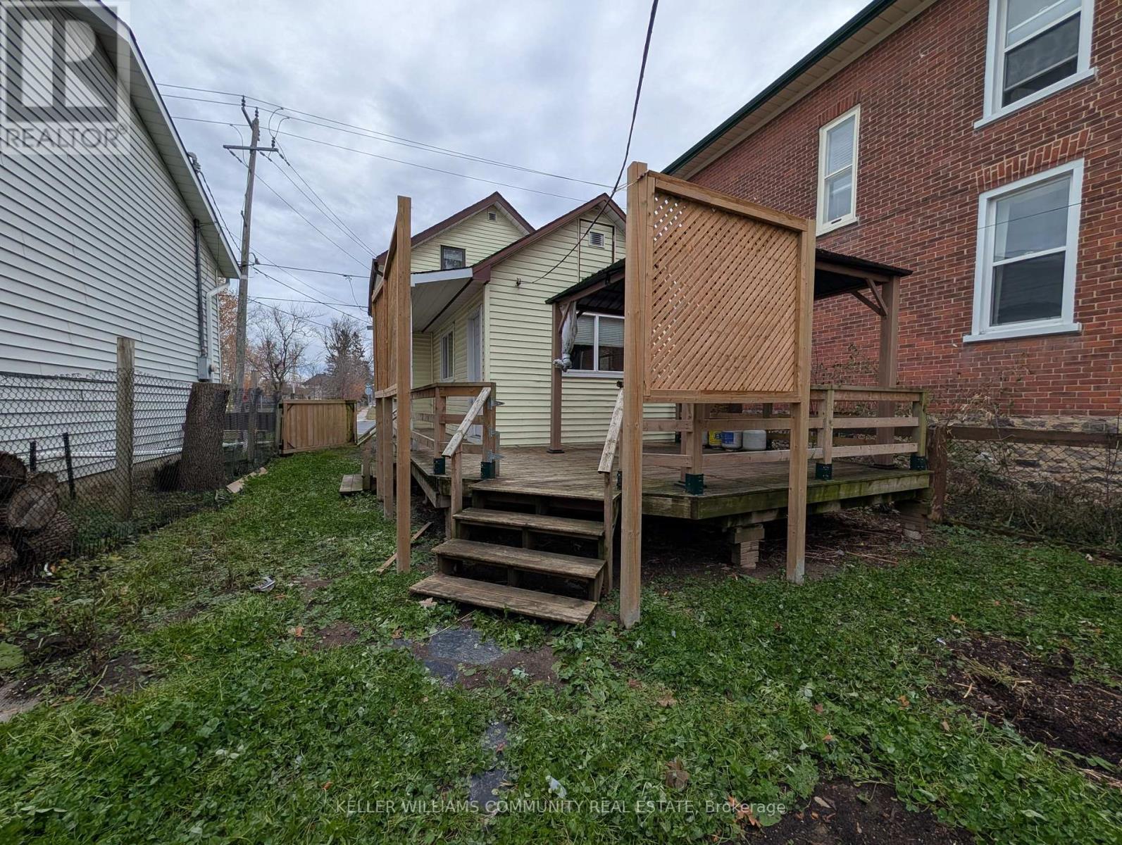 1013 High Street, Peterborough (Otonabee Ward 1), Ontario  K9J 5R7 - Photo 4 - X12575476