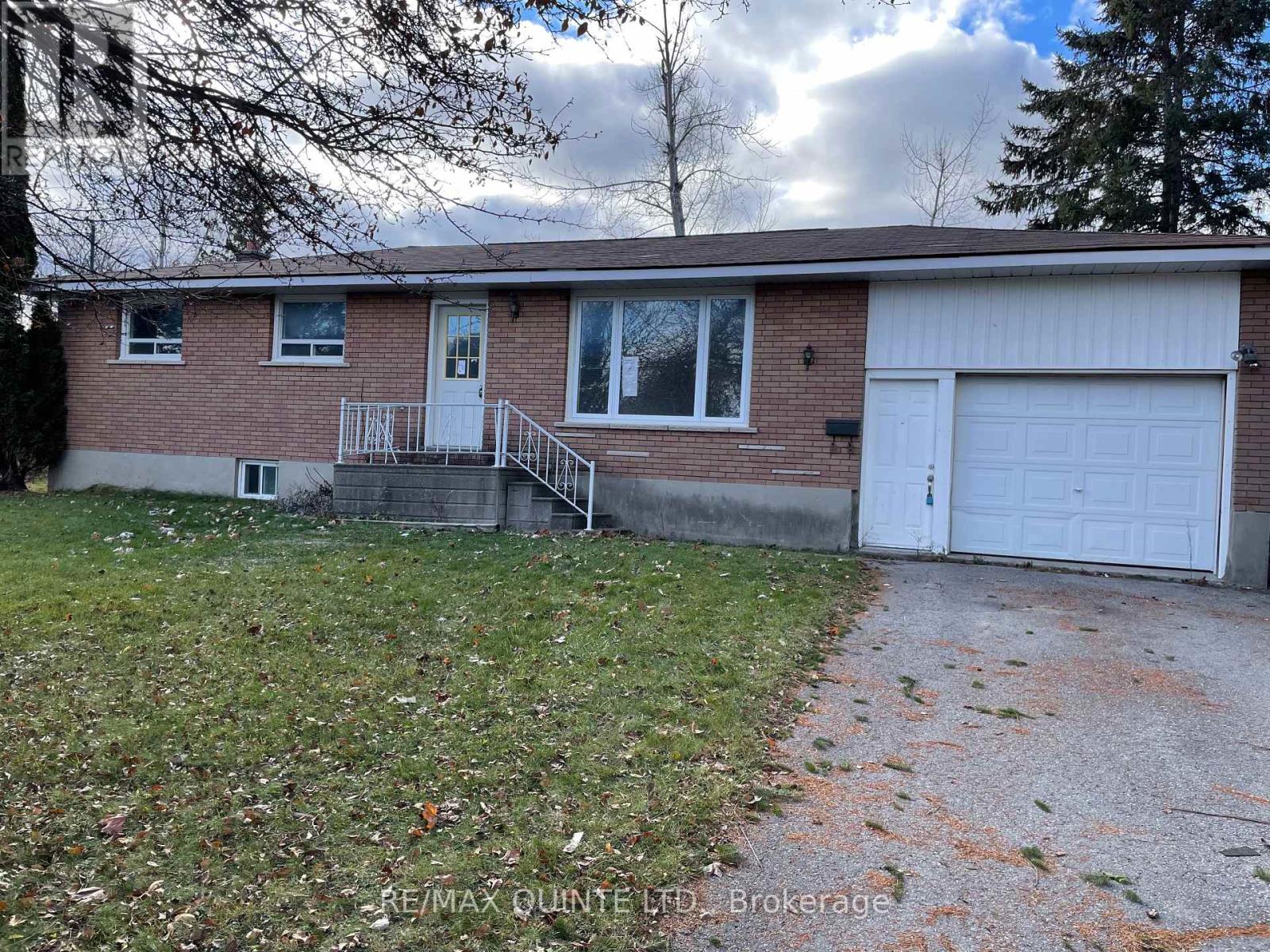 598 Frederick Street, Selwyn, Ontario  K0L 1T0 - Photo 1 - X12575624