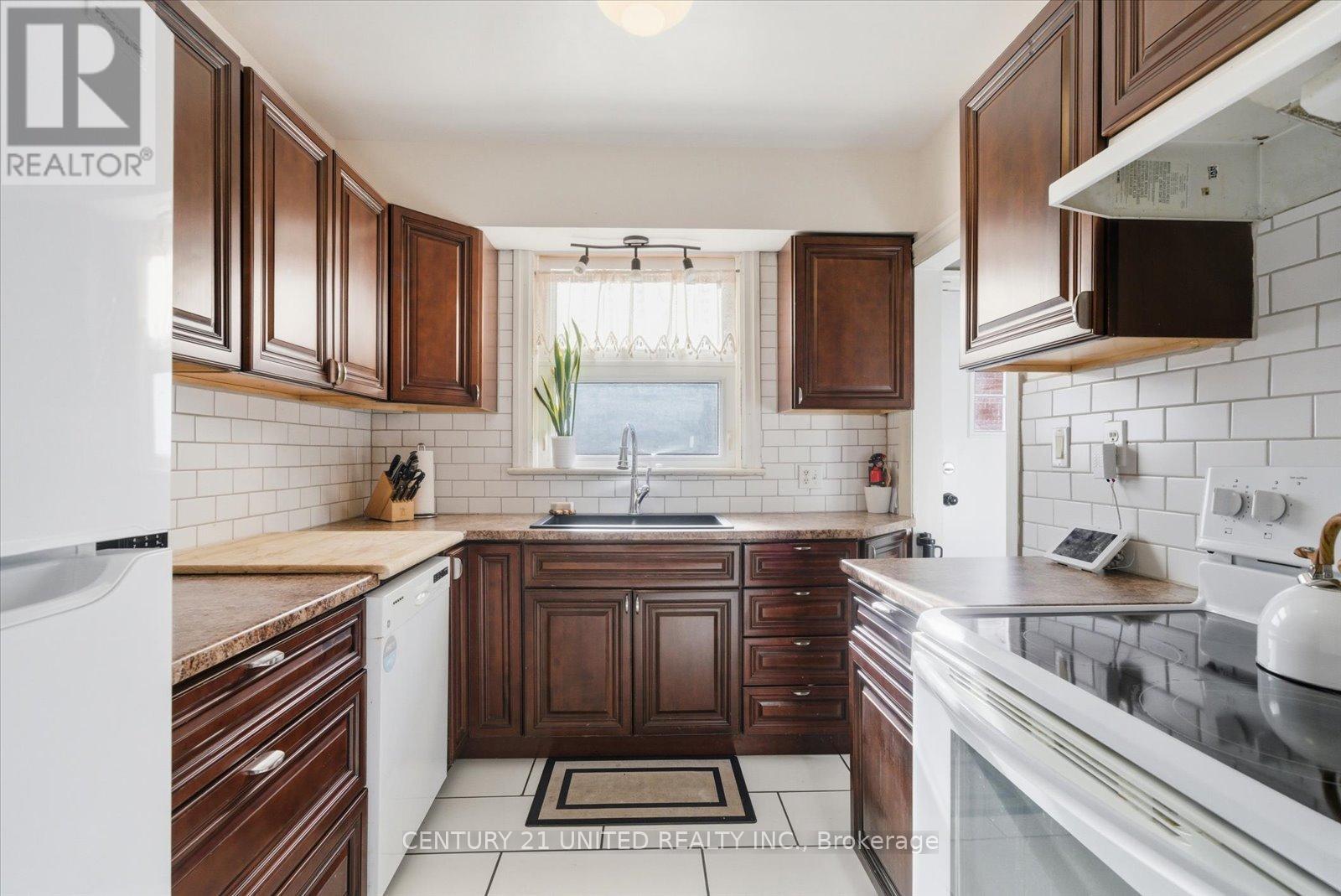 776 Bethune Street, Peterborough (Northcrest Ward 5), Ontario  K9H 4A6 - Photo 15 - X12575670