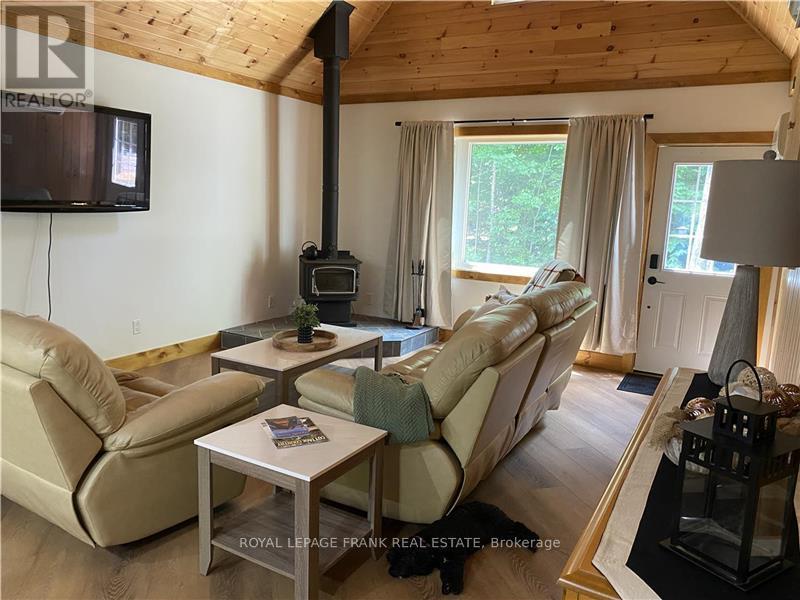 595 Old Diamond Lake Road, Hastings Highlands (Herschel Ward), Ontario  K0L 1C0 - Photo 3 - X12575778