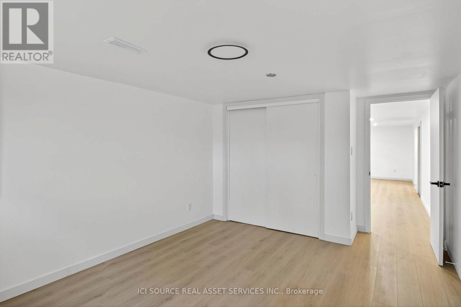 1092 Glendale Drive, Peterborough (Northcrest Ward 5), Ontario  K9H 6M4 - Photo 28 - X12575668