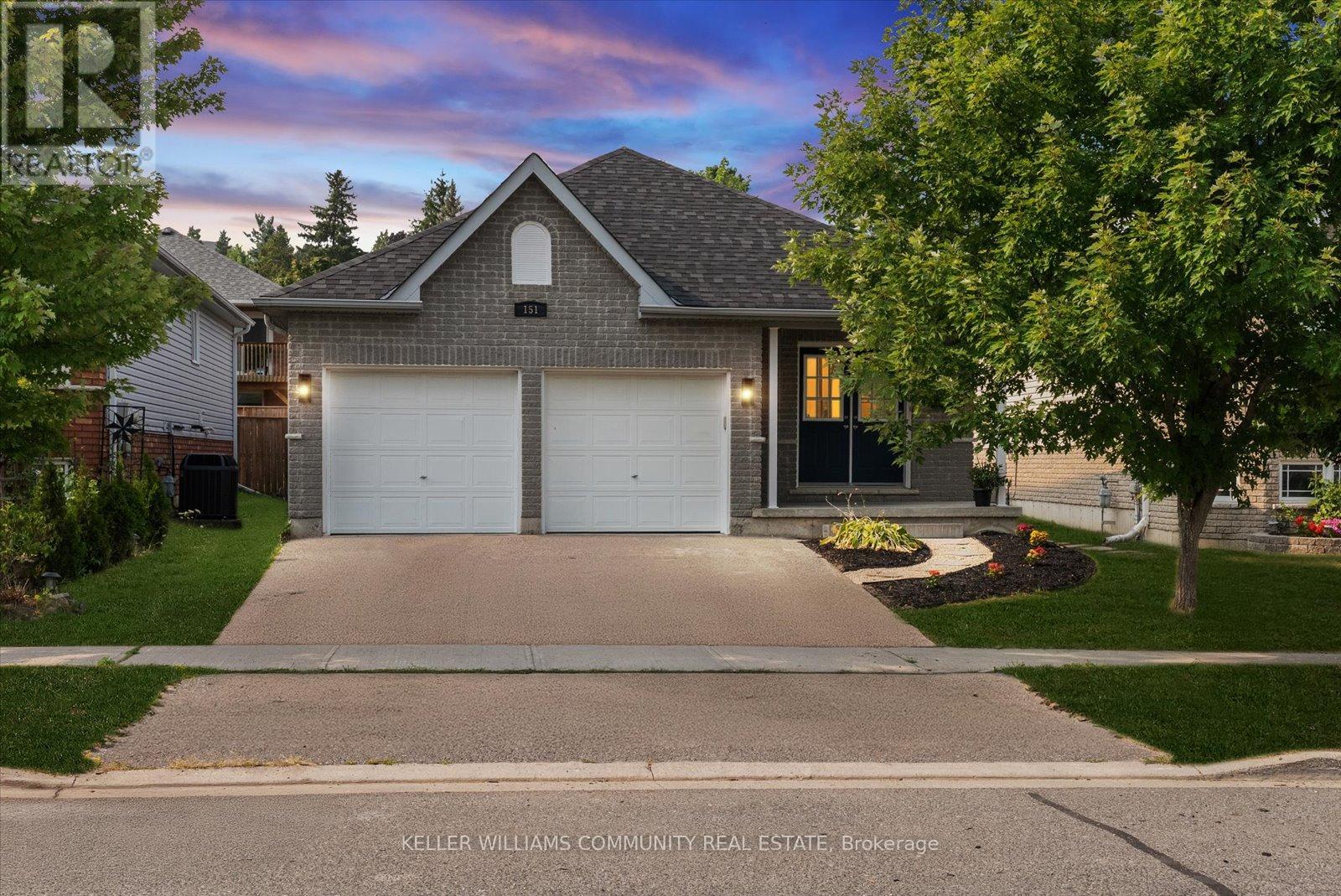 151 Parcells Crescent, Peterborough West (South), Ontario  K9K 2R2 - Photo 1 - X12576546