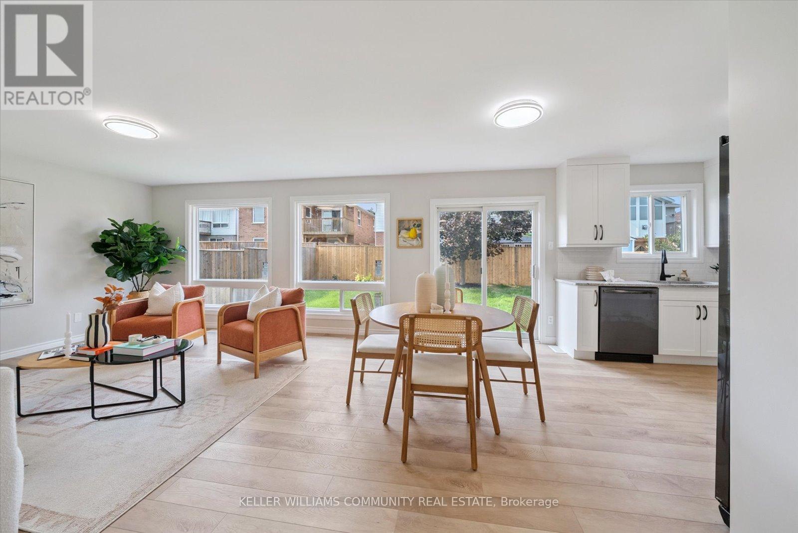 151 Parcells Crescent, Peterborough West (South), Ontario  K9K 2R2 - Photo 10 - X12576546