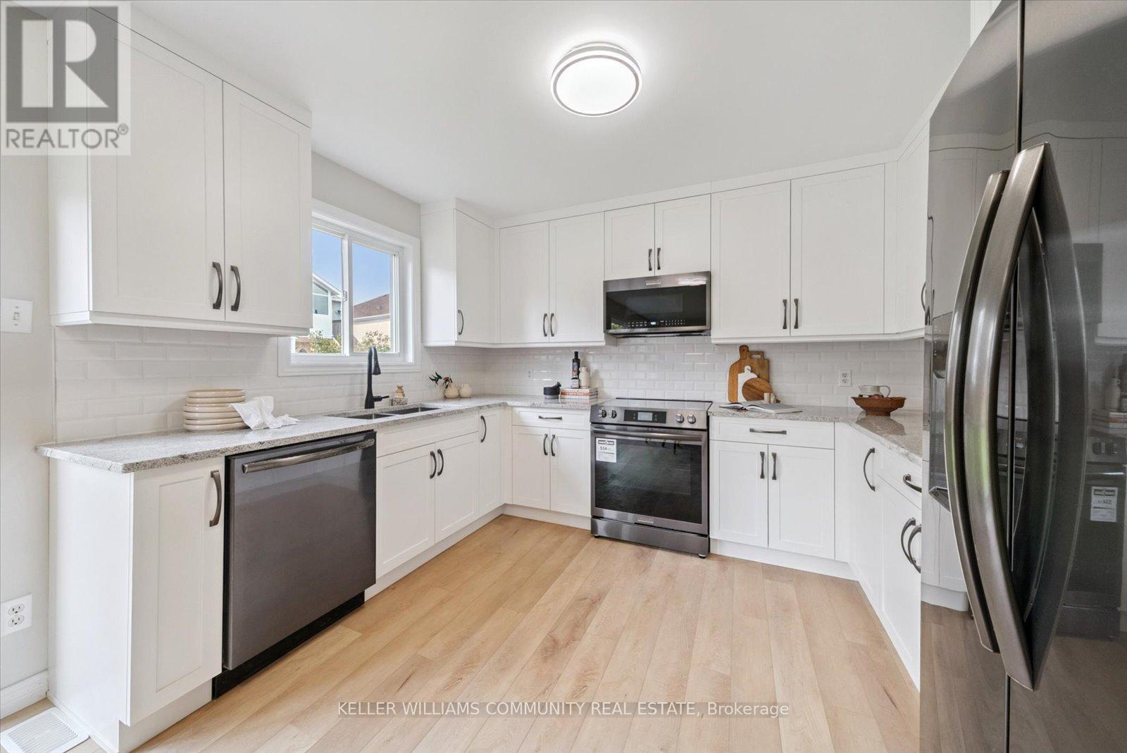 151 Parcells Crescent, Peterborough West (South), Ontario  K9K 2R2 - Photo 13 - X12576546