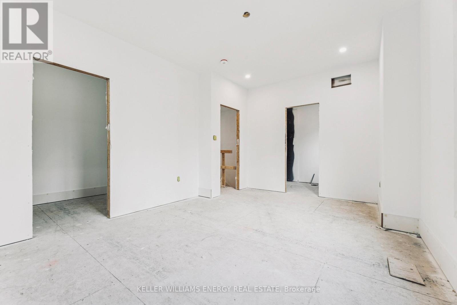 13 Union Street, Cavan Monaghan (Millbrook Village), Ontario  L0A 1G0 - Photo 6 - X12576616