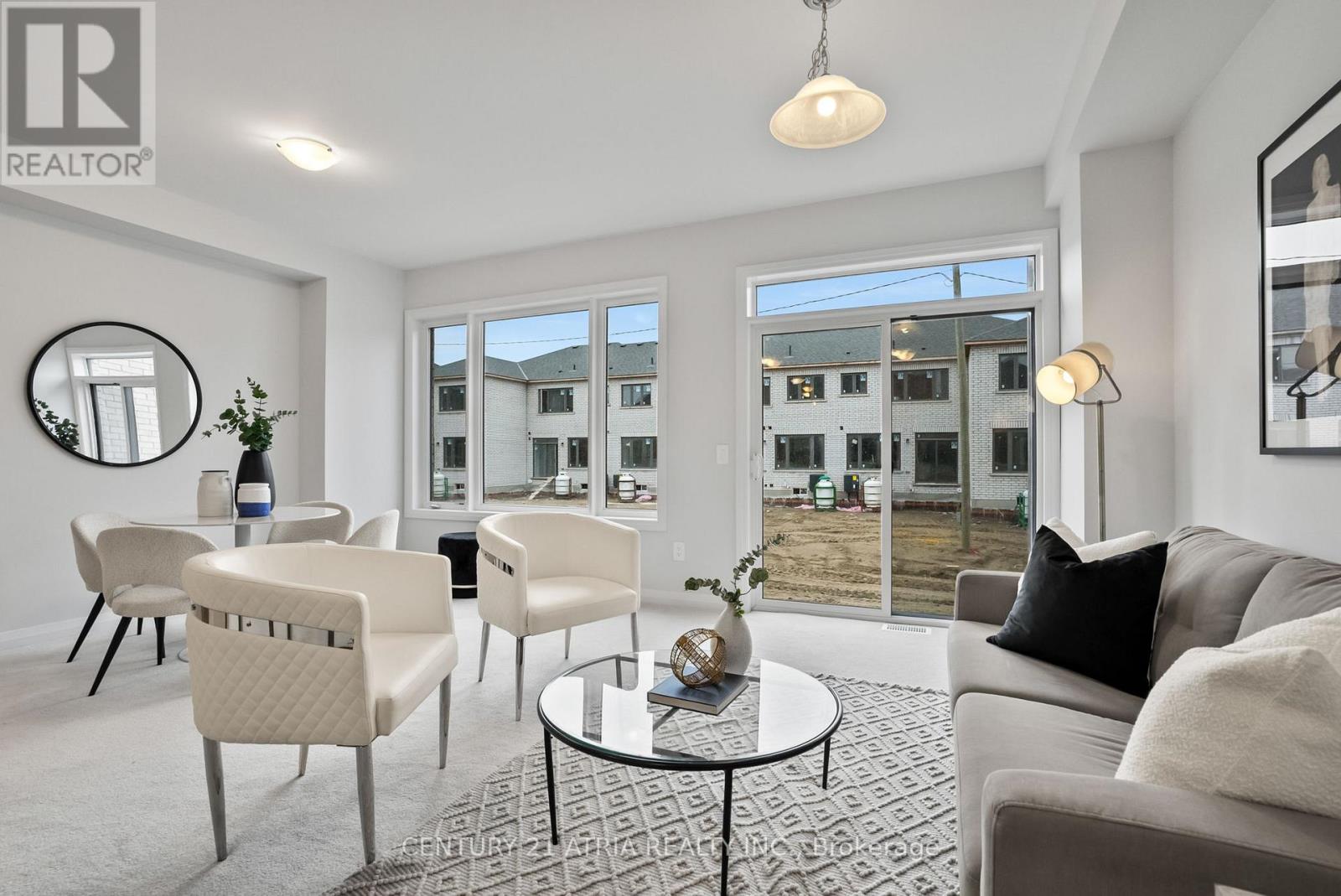 140 Corley Street, Kawartha Lakes (Lindsay), Ontario  K9V 0R4 - Photo 12 - X12576604