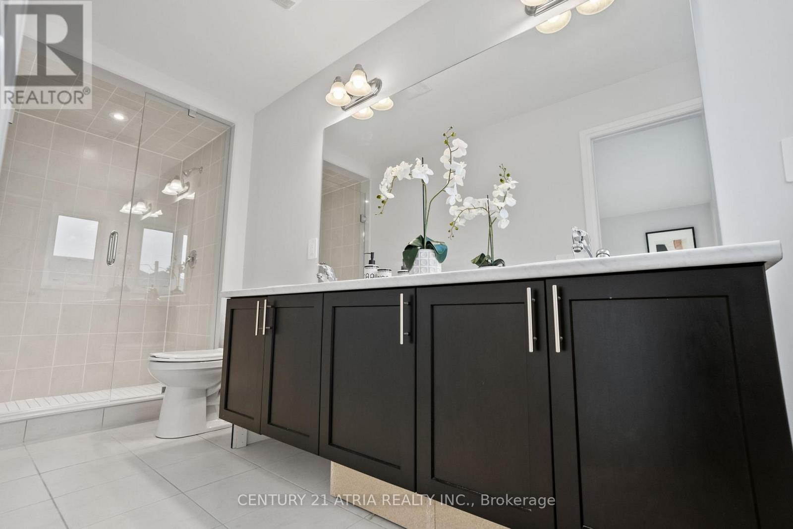 140 Corley Street, Kawartha Lakes (Lindsay), Ontario  K9V 0R4 - Photo 34 - X12576604